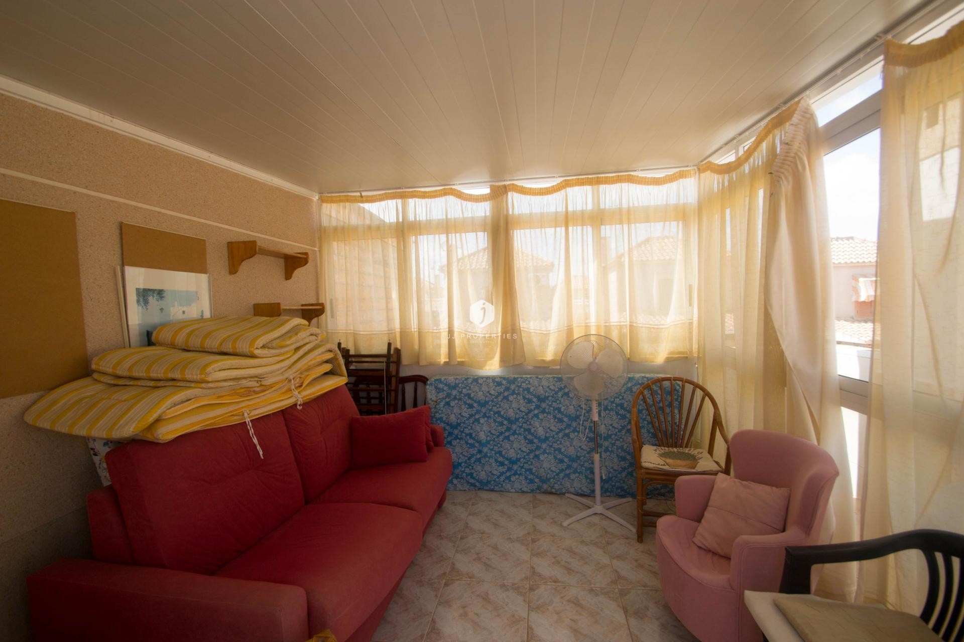 Z drugiej ręki - Szalet -
Torrevieja - Costa Blanca