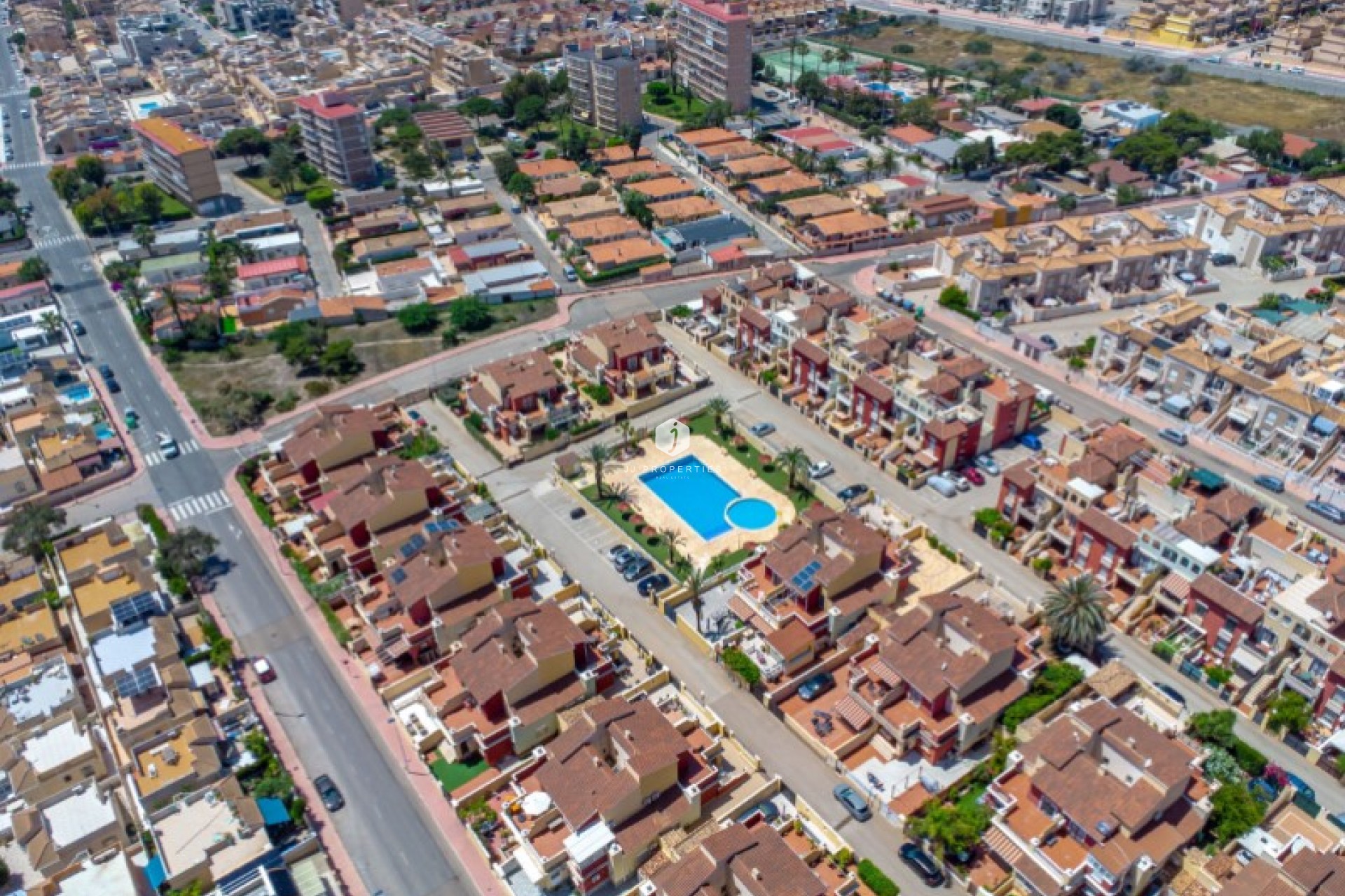 Z drugiej ręki - Szalet -
Torrevieja - Costa Blanca