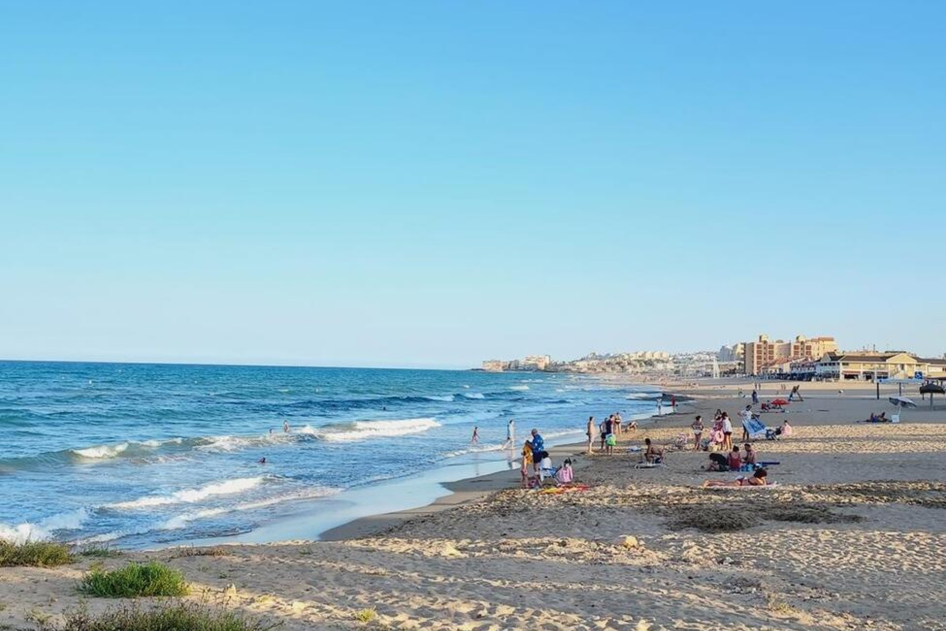 Z drugiej ręki - Szalet -
Torrevieja - La Mata