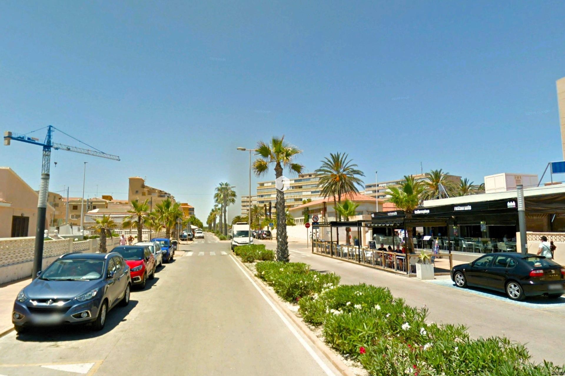 Z drugiej ręki - Szalet -
Torrevieja - La Mata