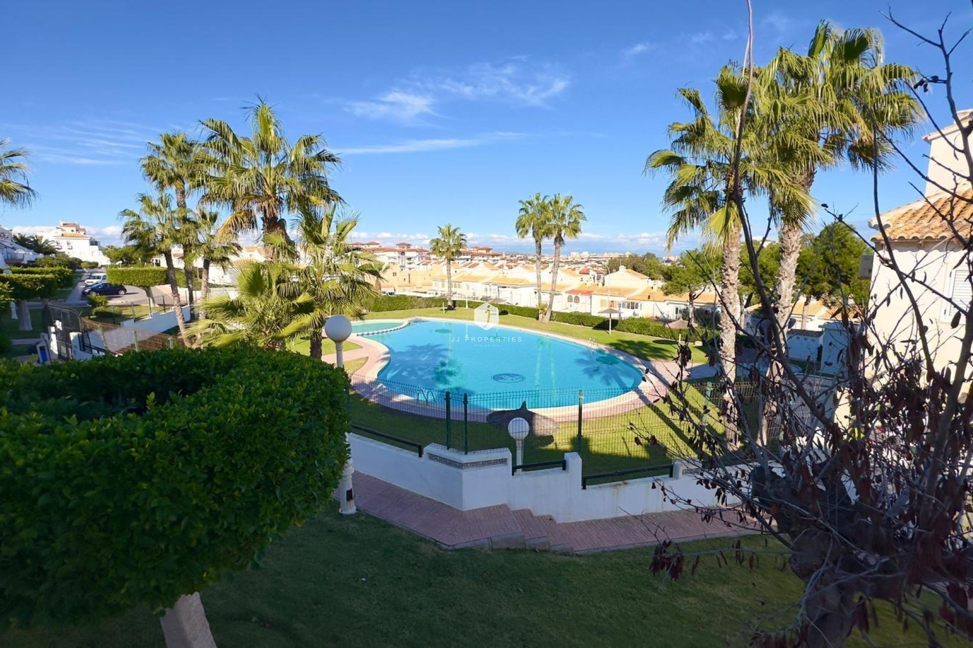 Z drugiej ręki - Szalet -
Torrevieja - La Mata