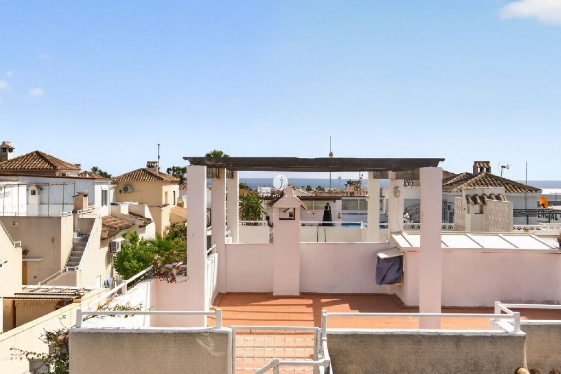 Z drugiej ręki - Szalet -
Torrevieja - Los altos