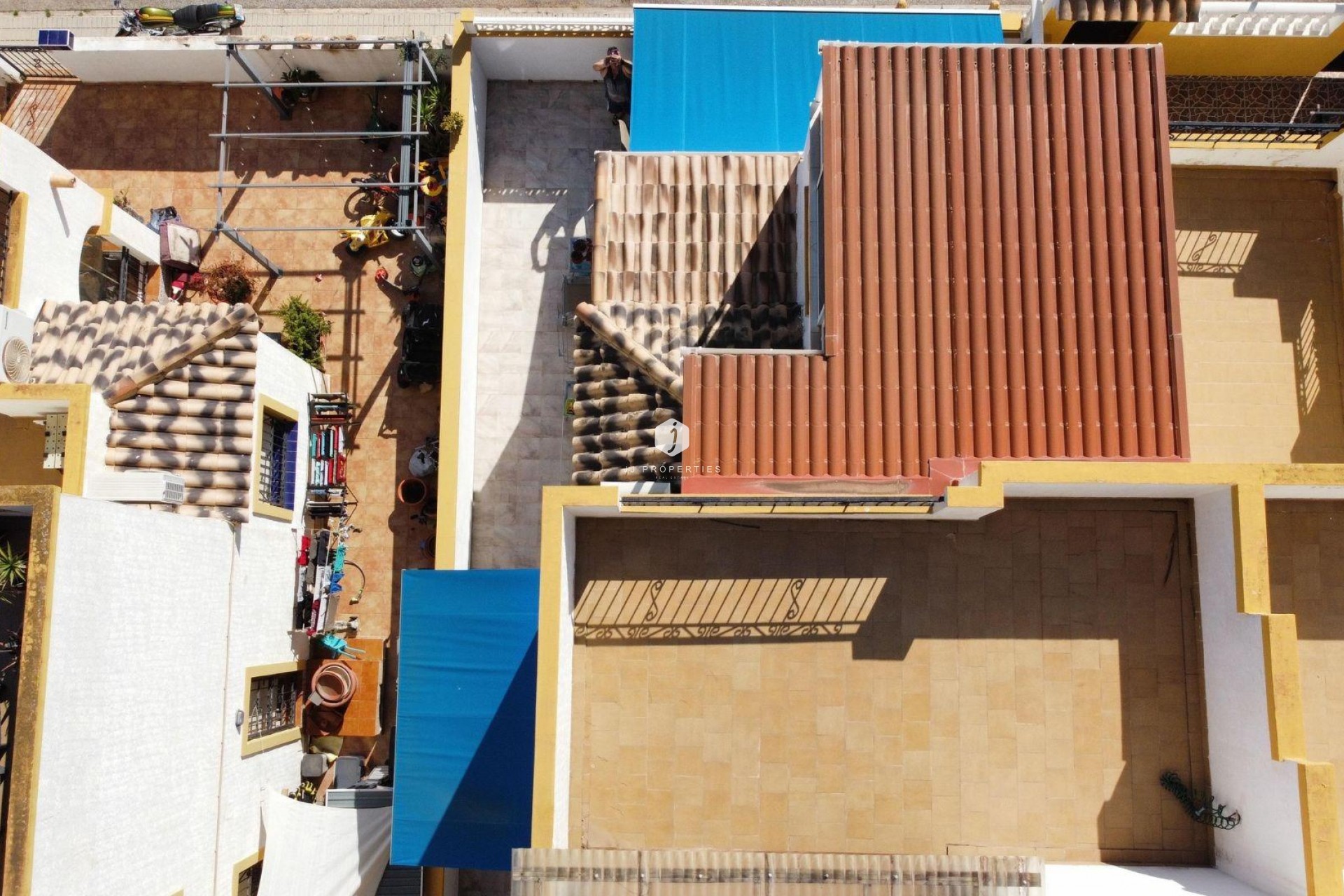 Z drugiej ręki - Szalet -
Torrevieja - Los Balcones