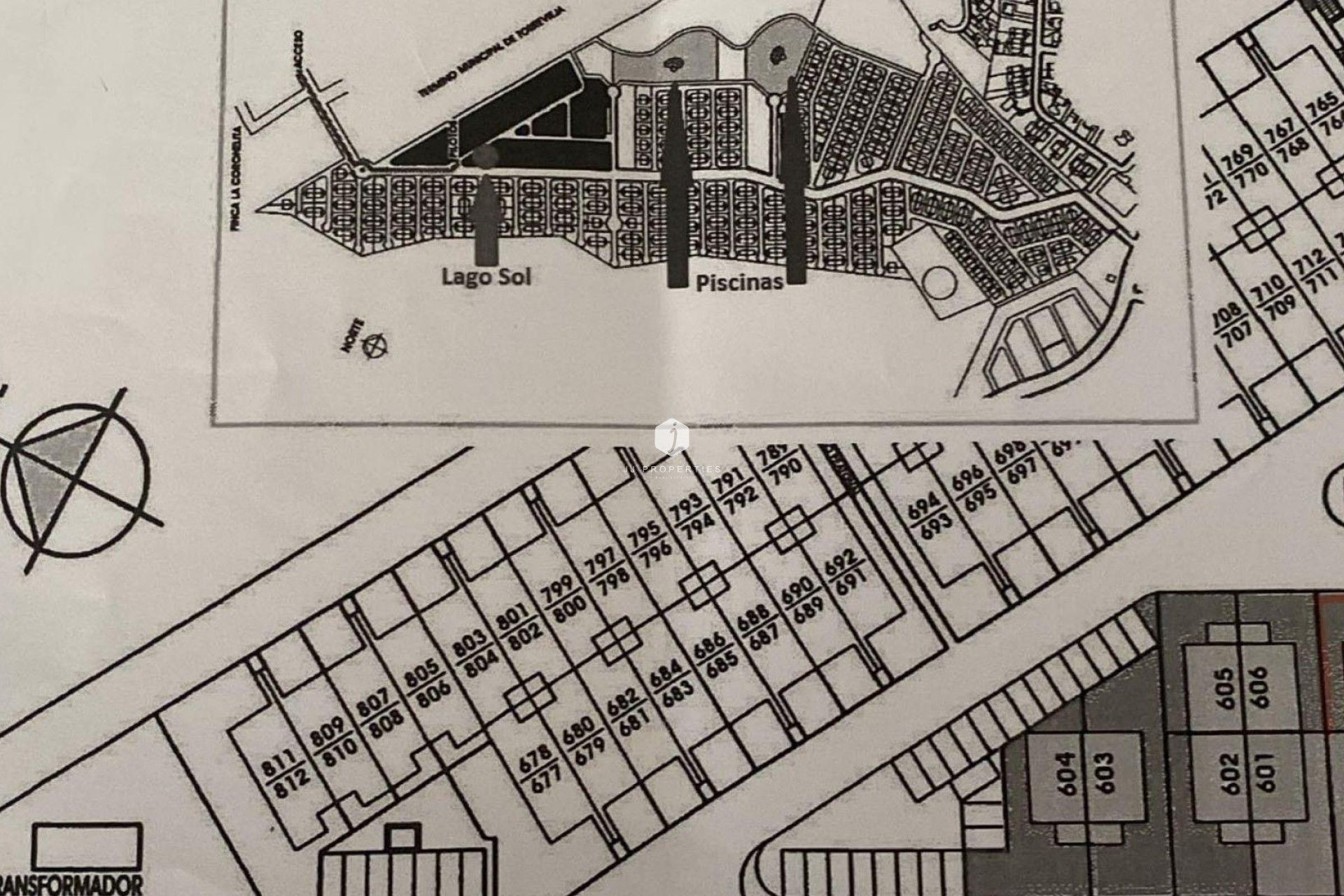 Z drugiej ręki - Szalet -
Torrevieja - Los Balcones