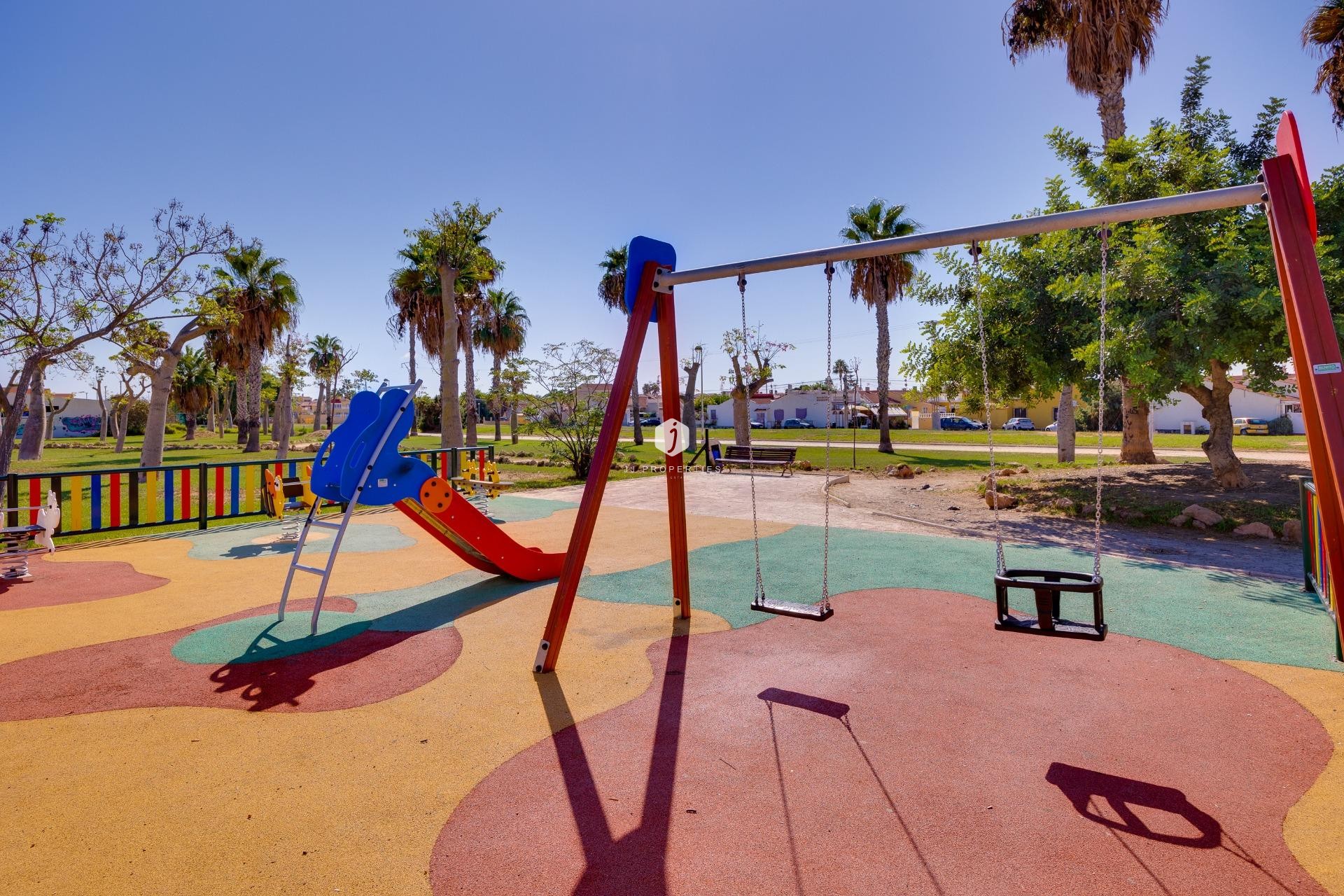 Z drugiej ręki - Szalet -
Torrevieja - Paraje Natural