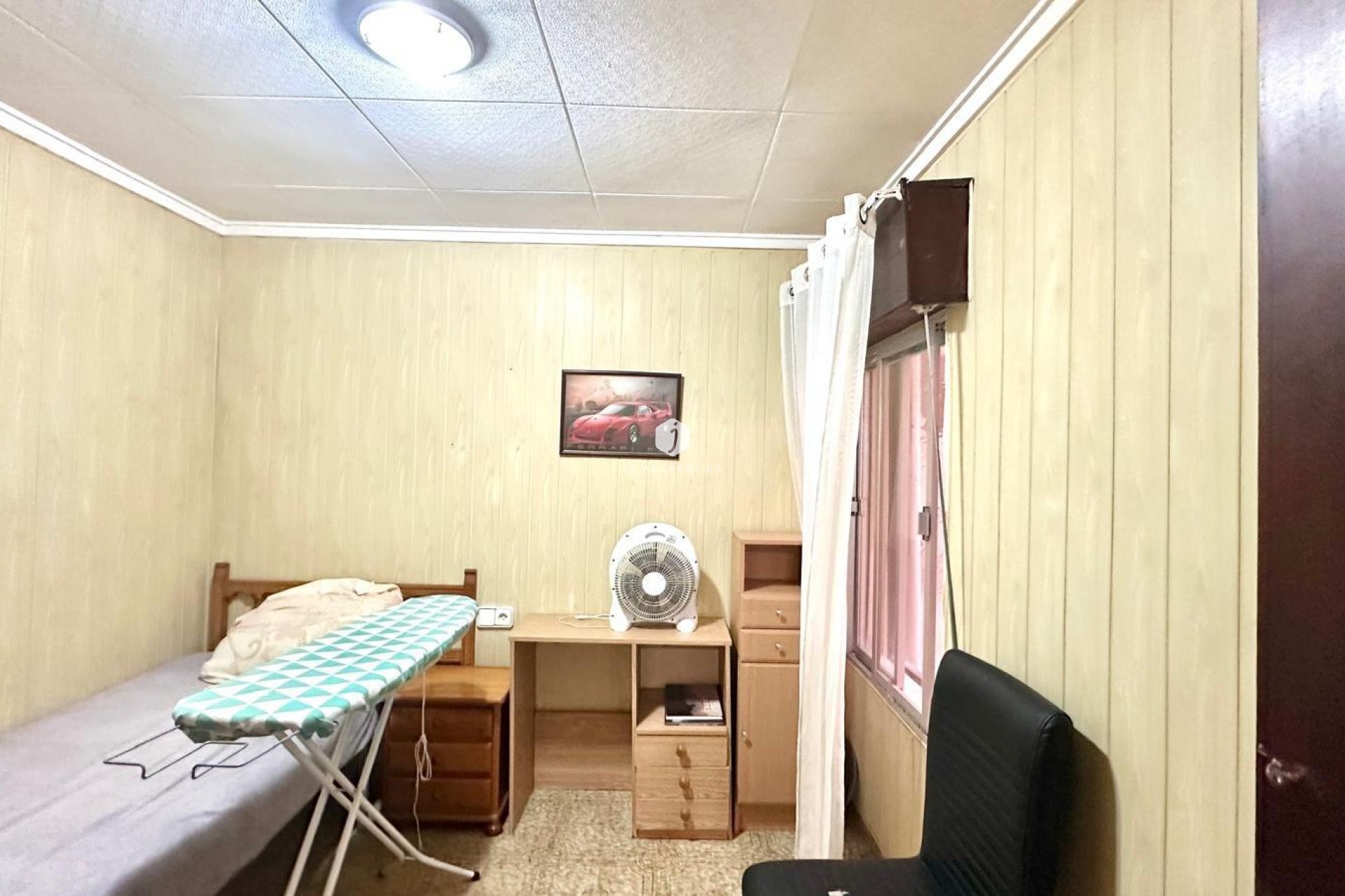 Z drugiej ręki - Szalet -
Torrevieja - Playa del Cura