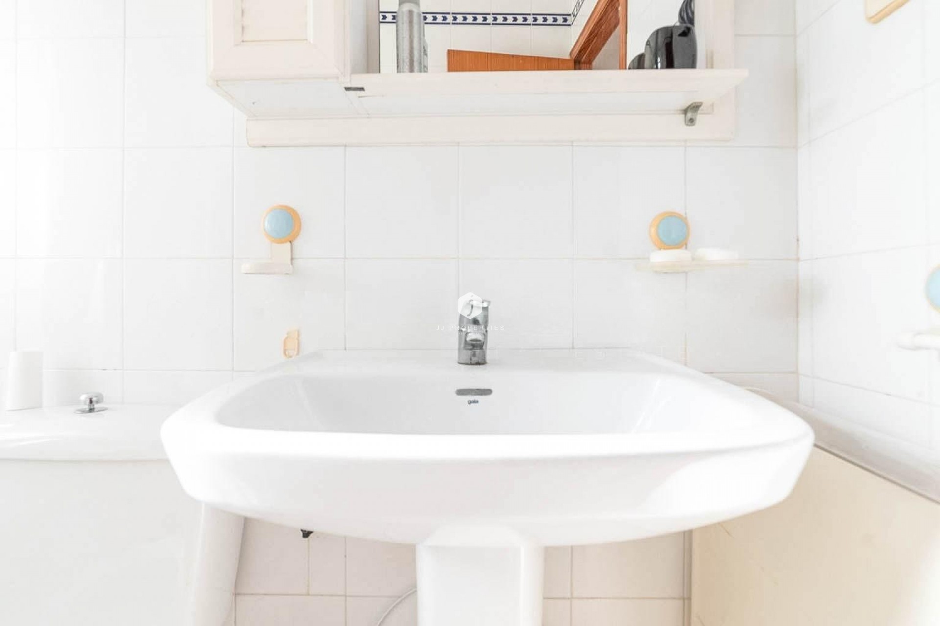 Z drugiej ręki - Szalet -
Torrevieja - Playa del Cura