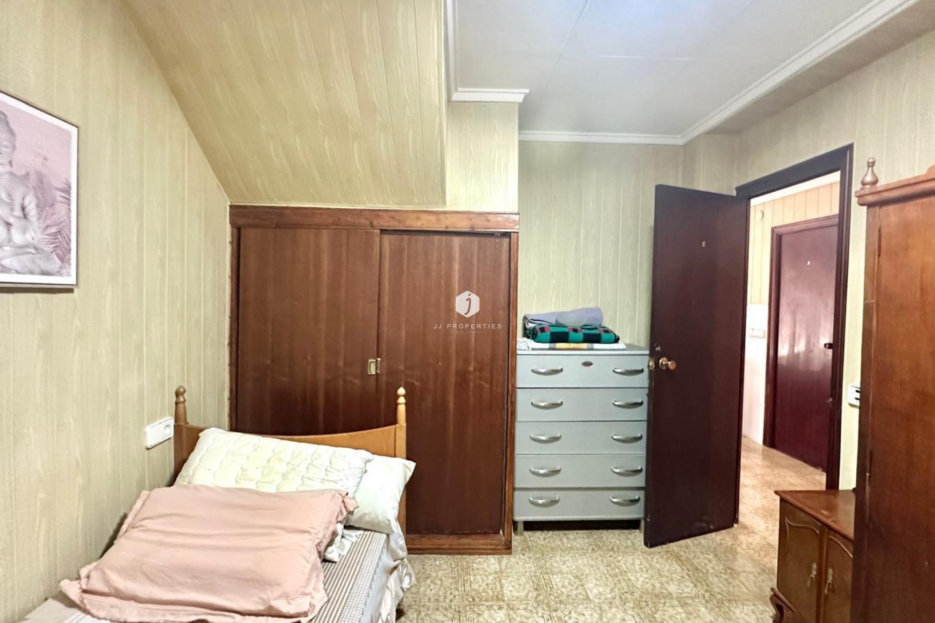 Z drugiej ręki - Szalet -
Torrevieja - Playa del Cura