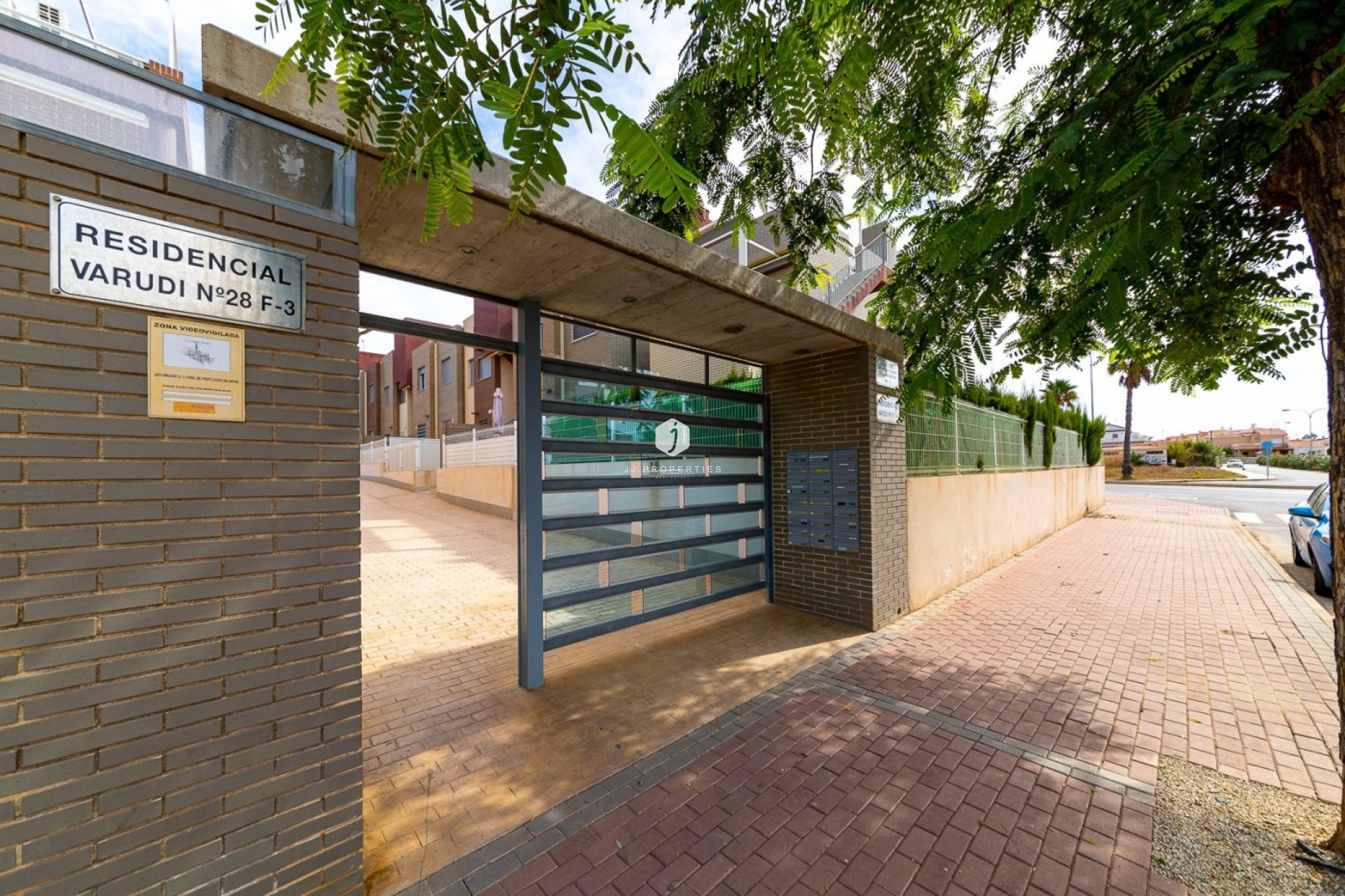 Z drugiej ręki - Szalet -
Torrevieja - Sector 25