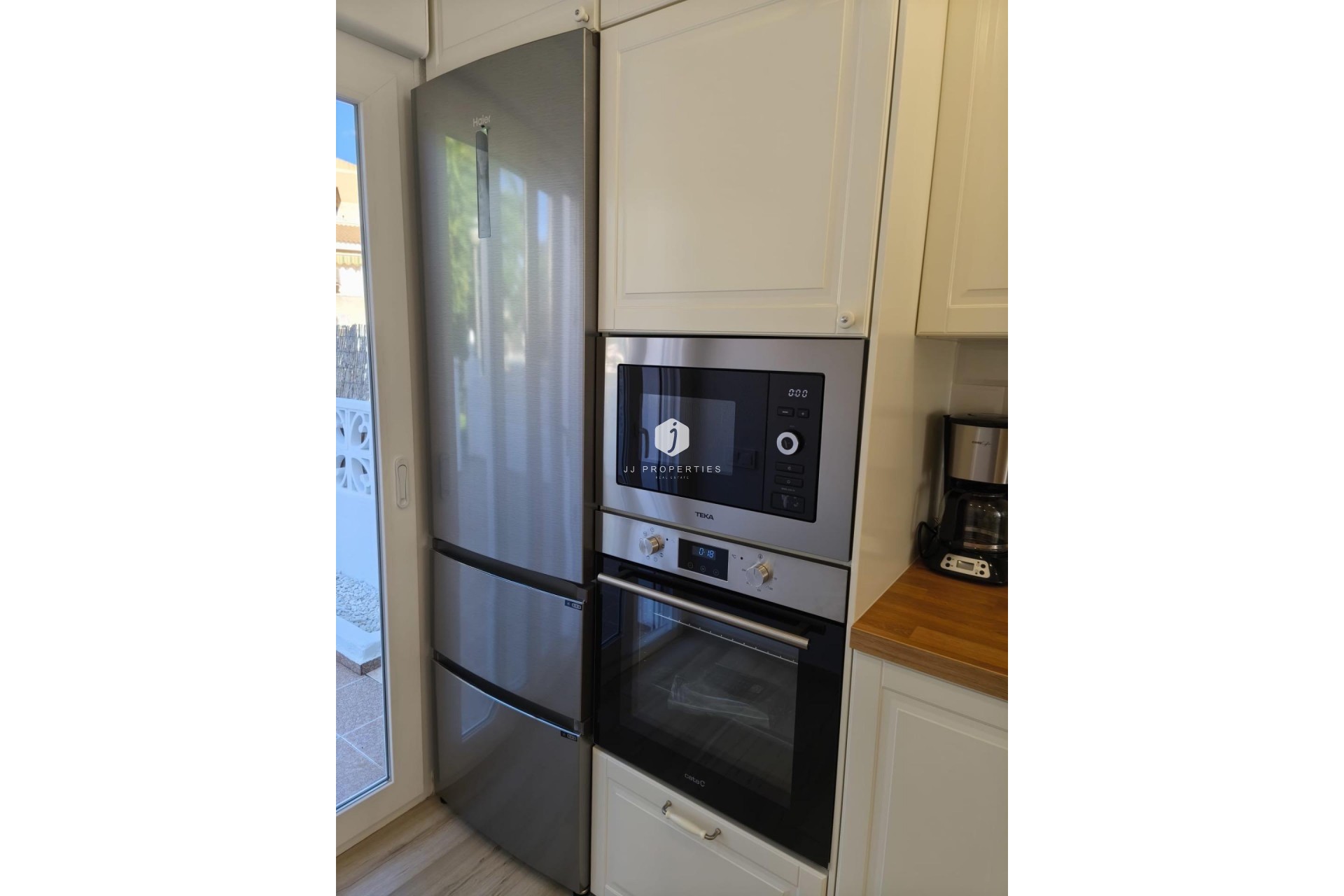 Z drugiej ręki - Szalet -
Torrevieja