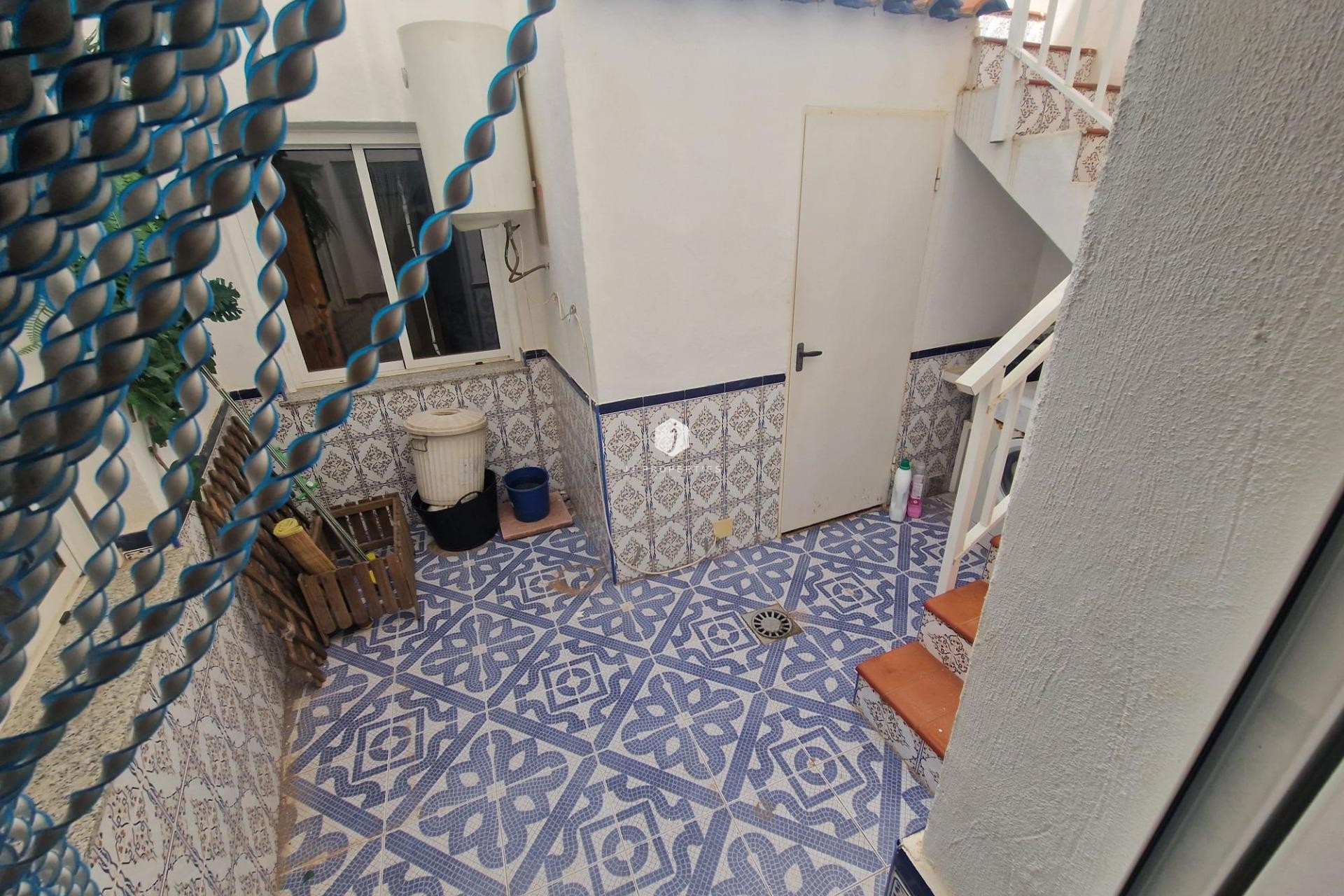 Z drugiej ręki - Szalet -
Torrevieja