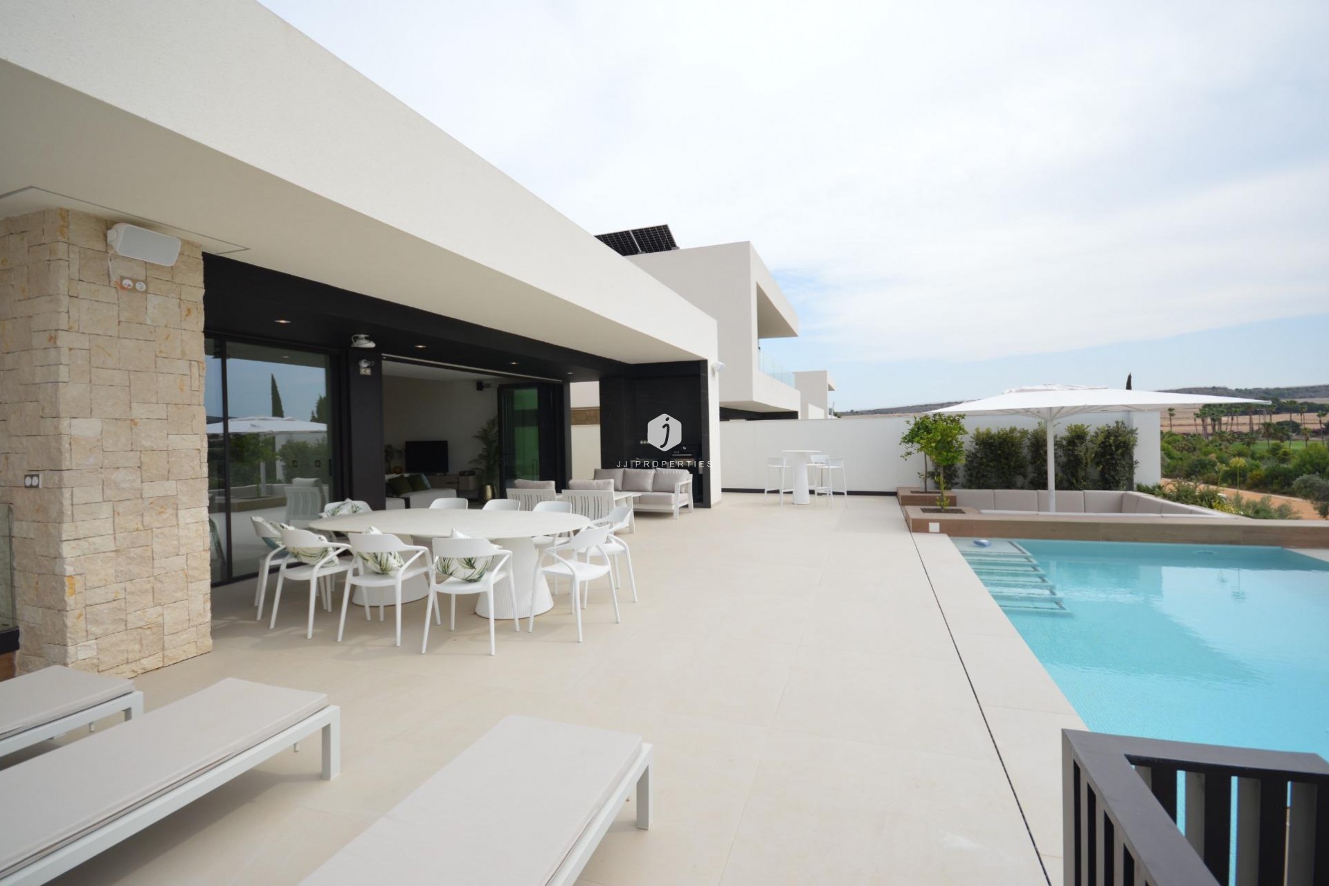 Z drugiej ręki - Villa -
Algorfa - Comunidad Valenciana