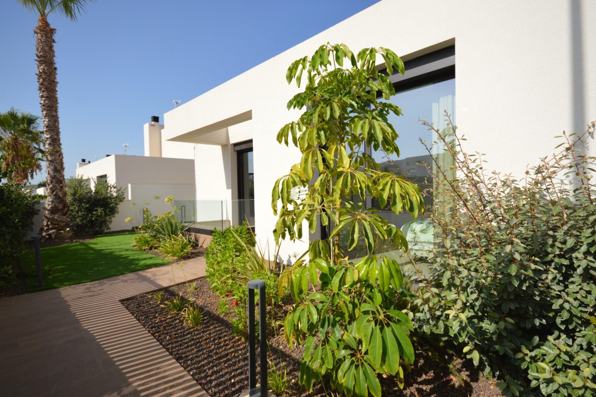 Z drugiej ręki - Villa -
Algorfa - Comunidad Valenciana
