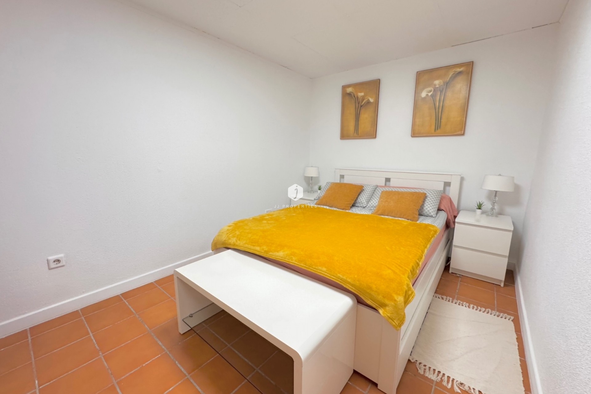 Z drugiej ręki - Villa -
Algorfa - Inland