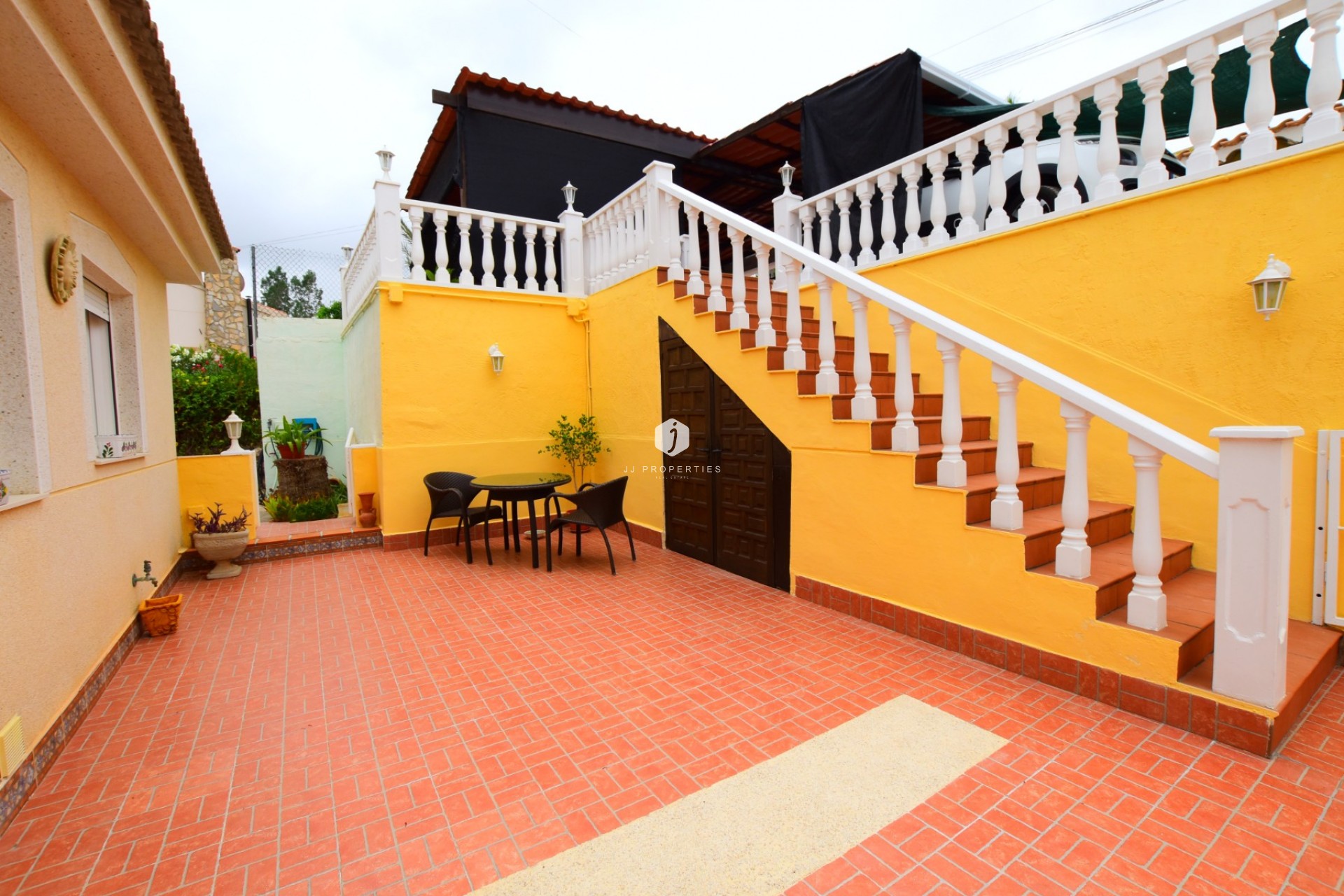 Z drugiej ręki - Villa -
Algorfa - Inland