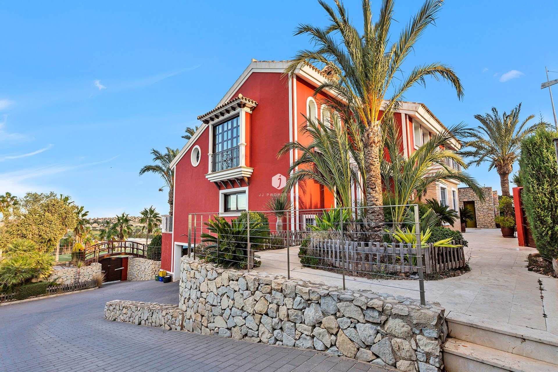 Z drugiej ręki - Villa -
Algorfa - Inland