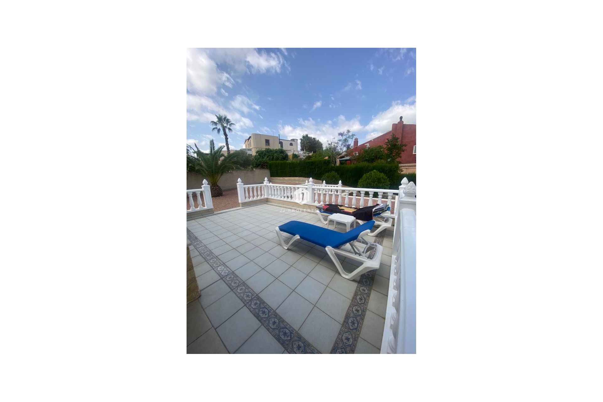 Z drugiej ręki - Villa -
Algorfa - Inland