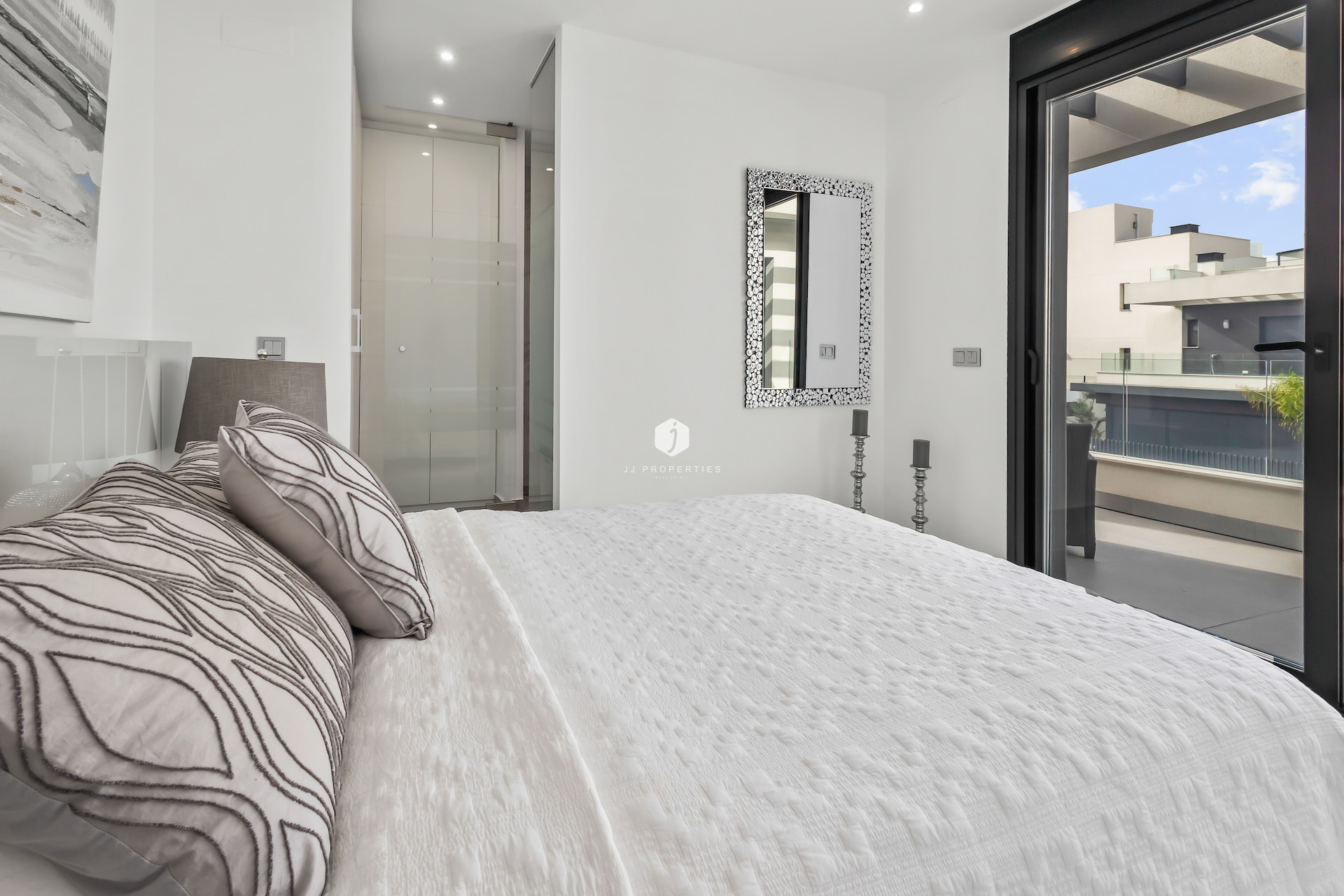 Z drugiej ręki - Villa -
Algorfa - Inland