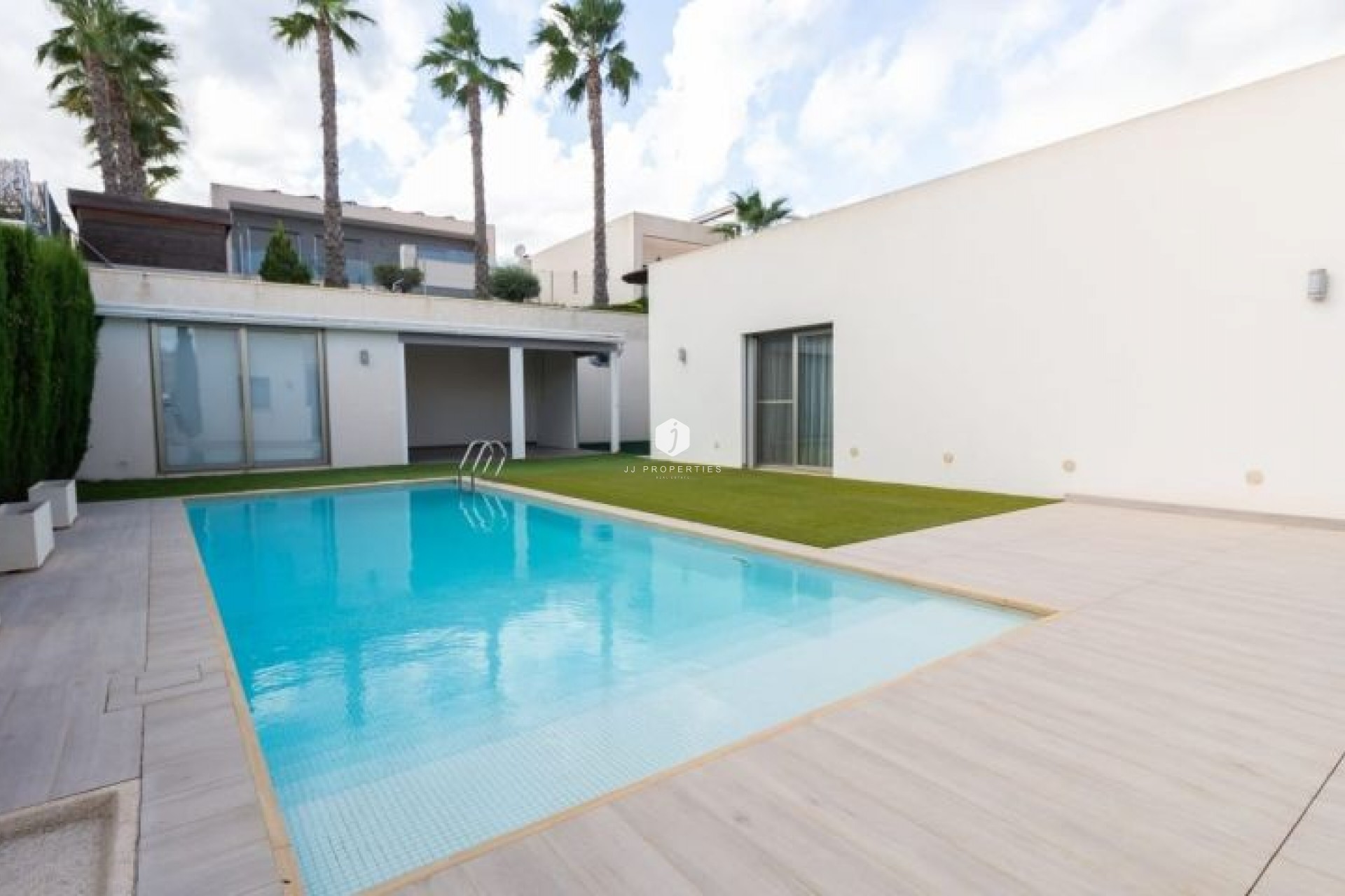 Z drugiej ręki - Villa -
Benijofar - Costa Blanca
