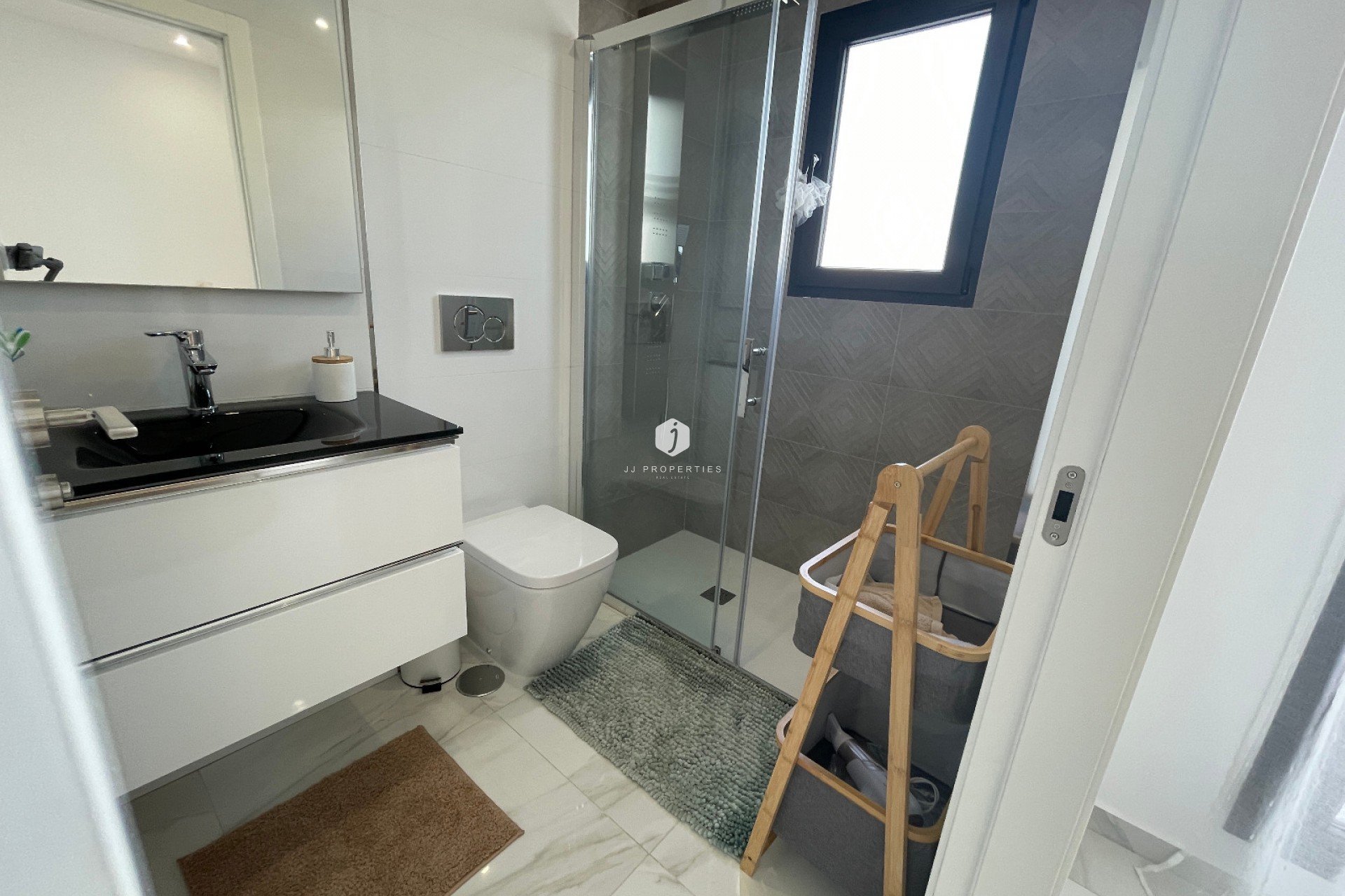 Z drugiej ręki - Villa -
Benijofar - Costa Blanca