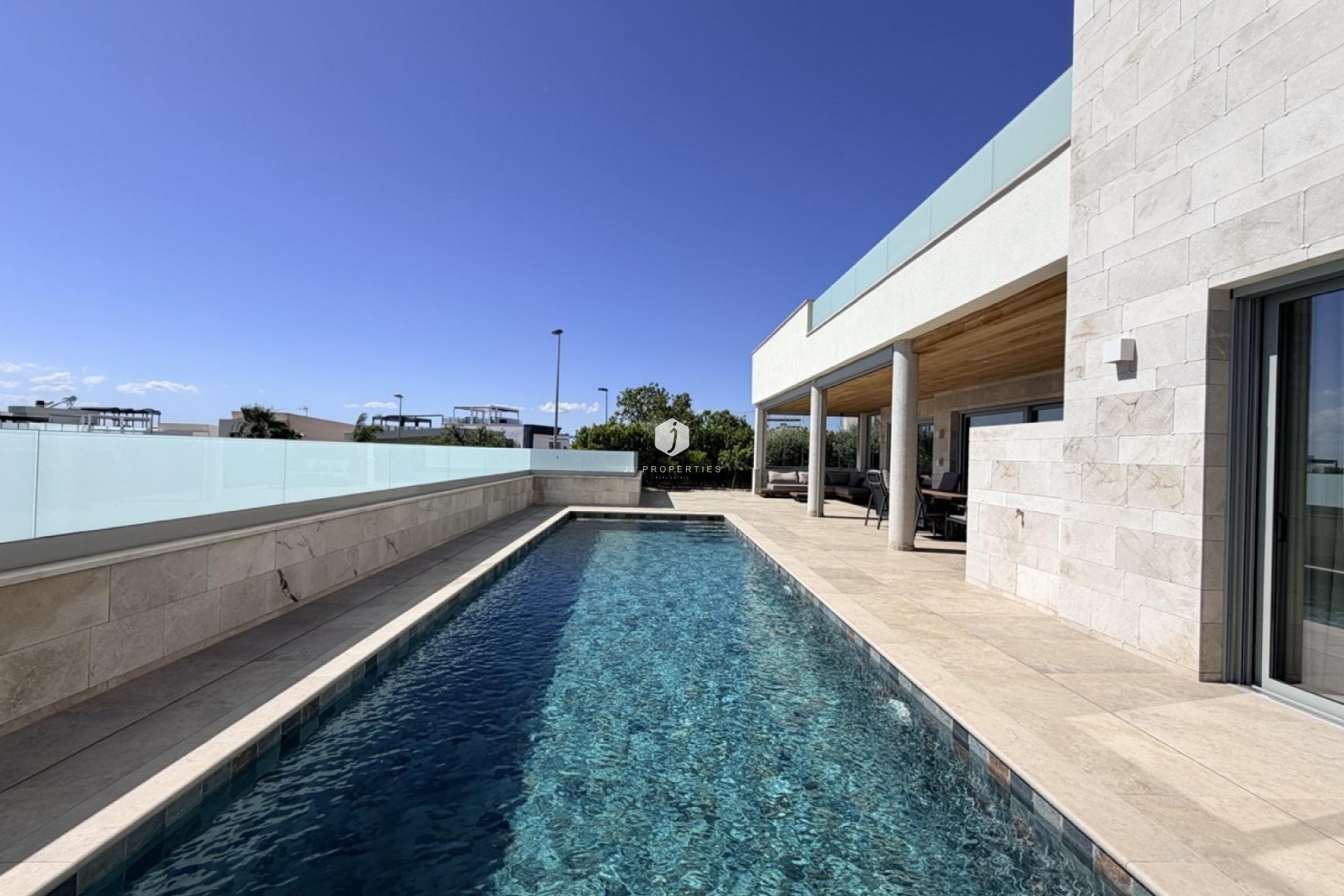 Z drugiej ręki - Villa -
Benijofar - Costa Blanca
