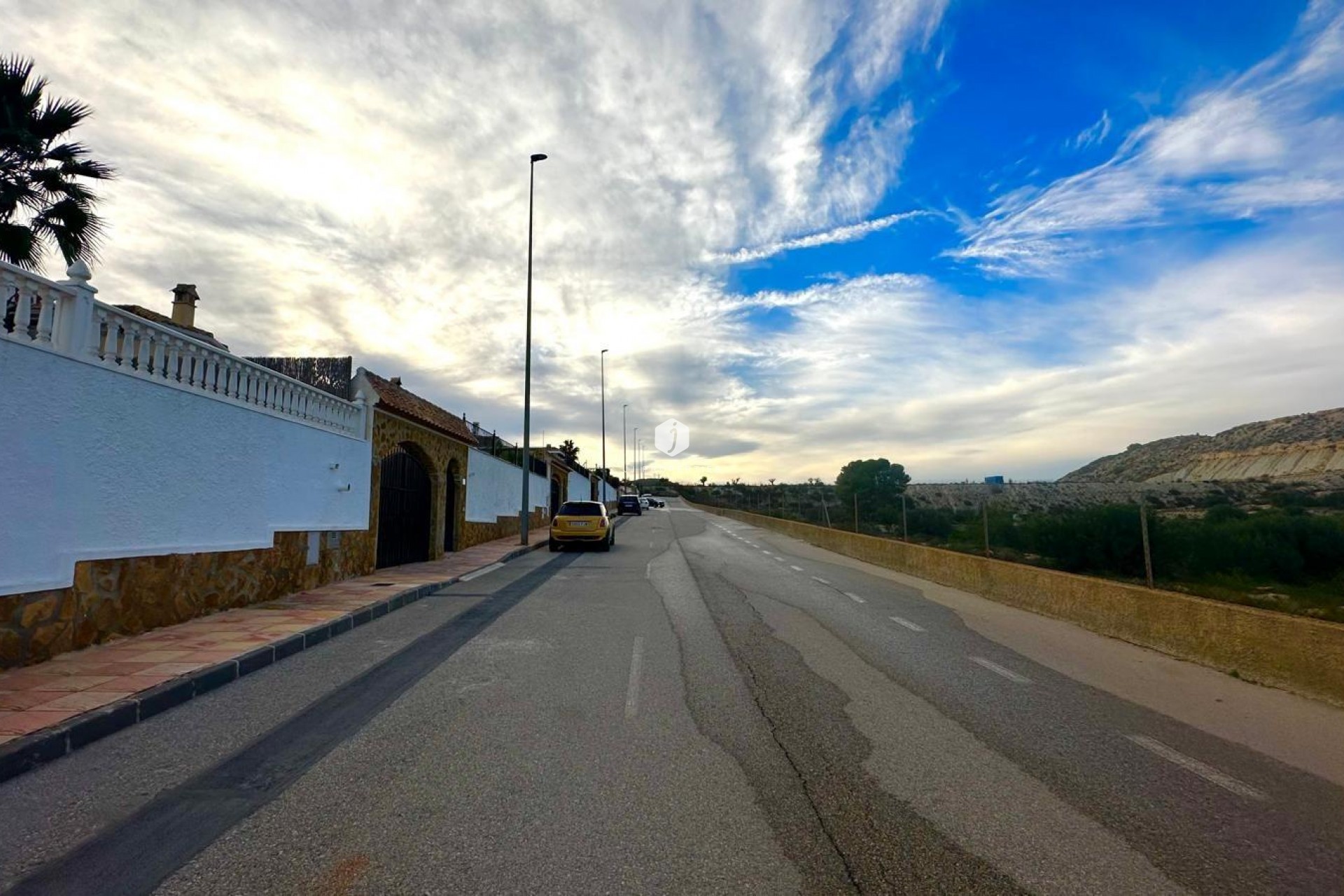 Z drugiej ręki - Villa -
Bigastro - Comunidad Valenciana