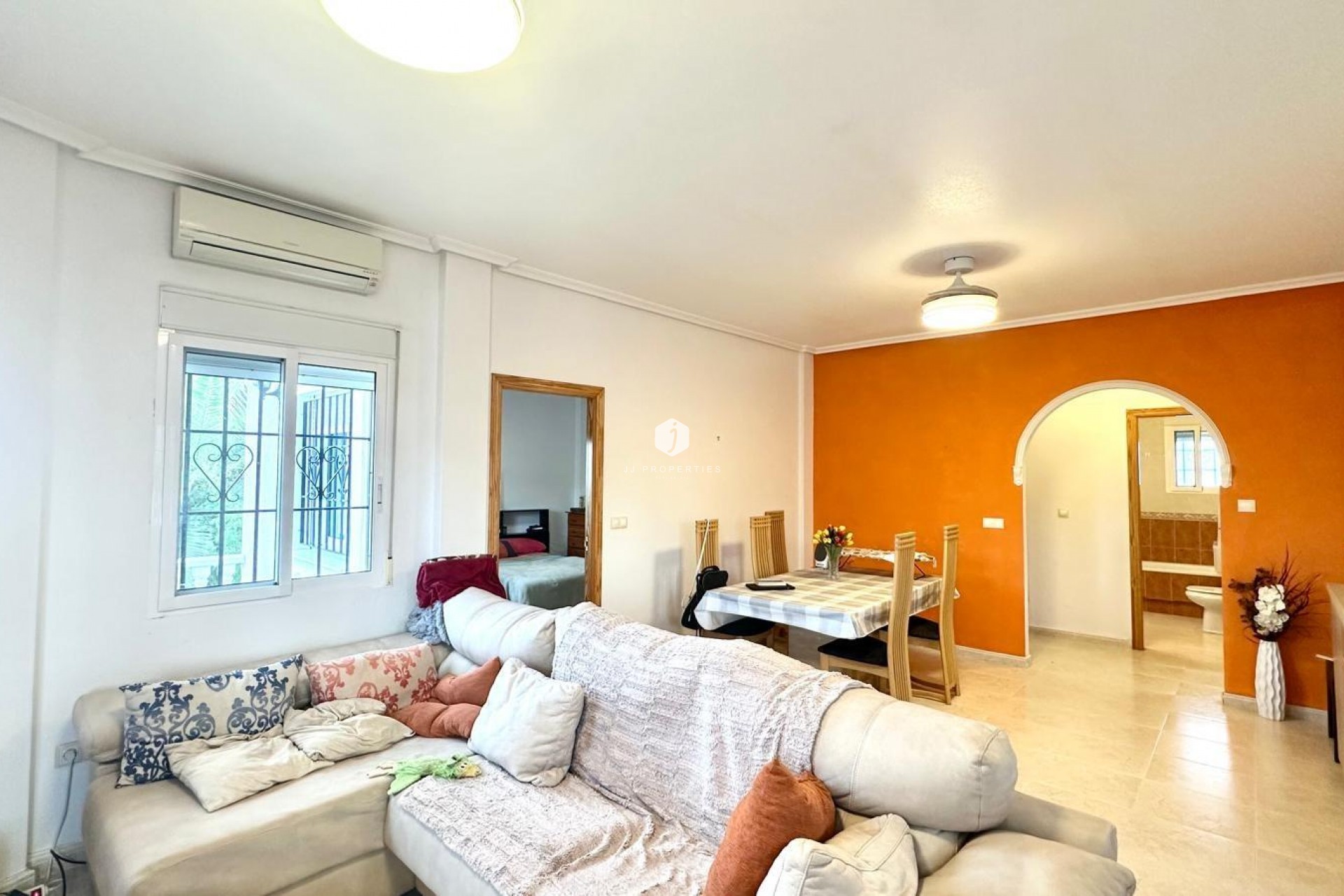 Z drugiej ręki - Villa -
Bigastro - Comunidad Valenciana