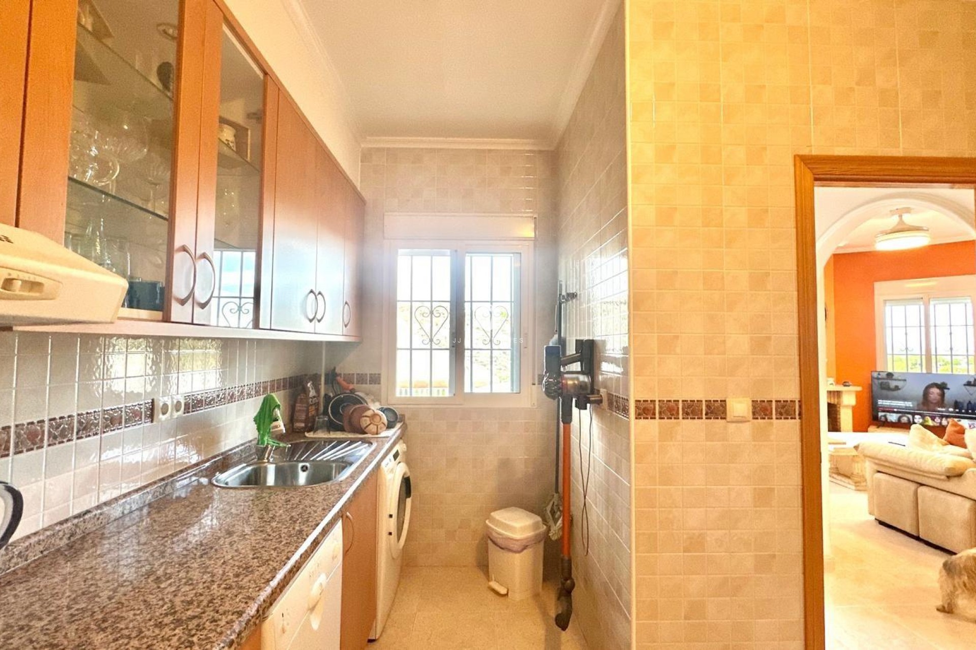 Z drugiej ręki - Villa -
Bigastro - Comunidad Valenciana