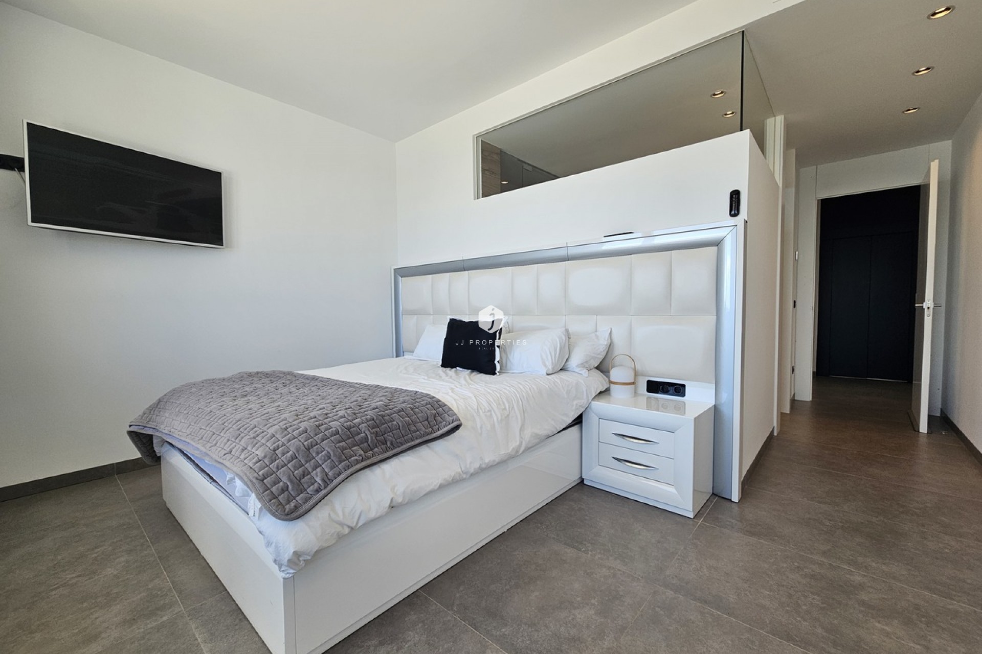 Z drugiej ręki - Villa -
Cabo Roig - Costa Blanca