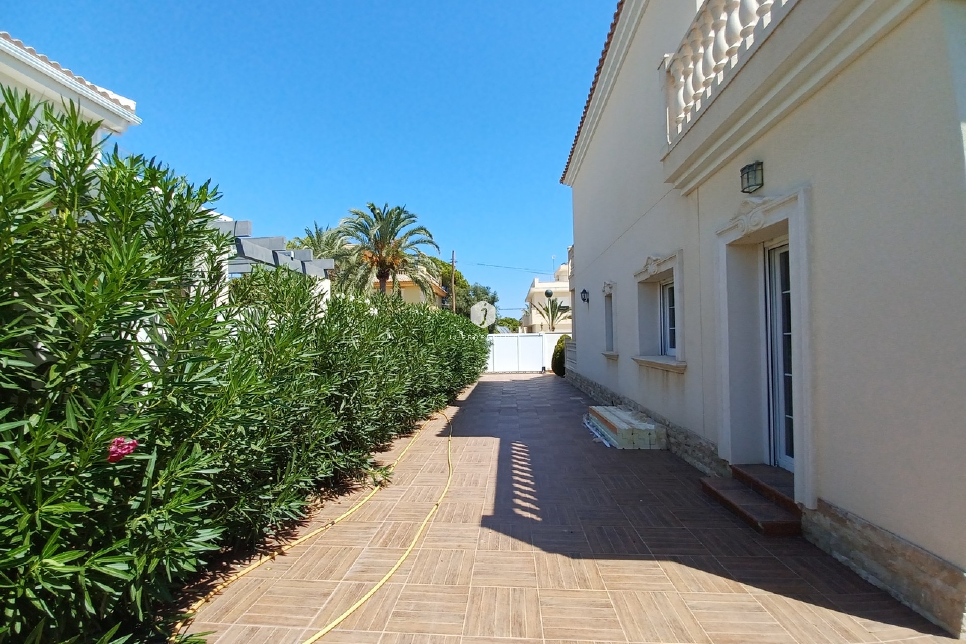 Z drugiej ręki - Villa -
Cabo Roig - Costa Blanca
