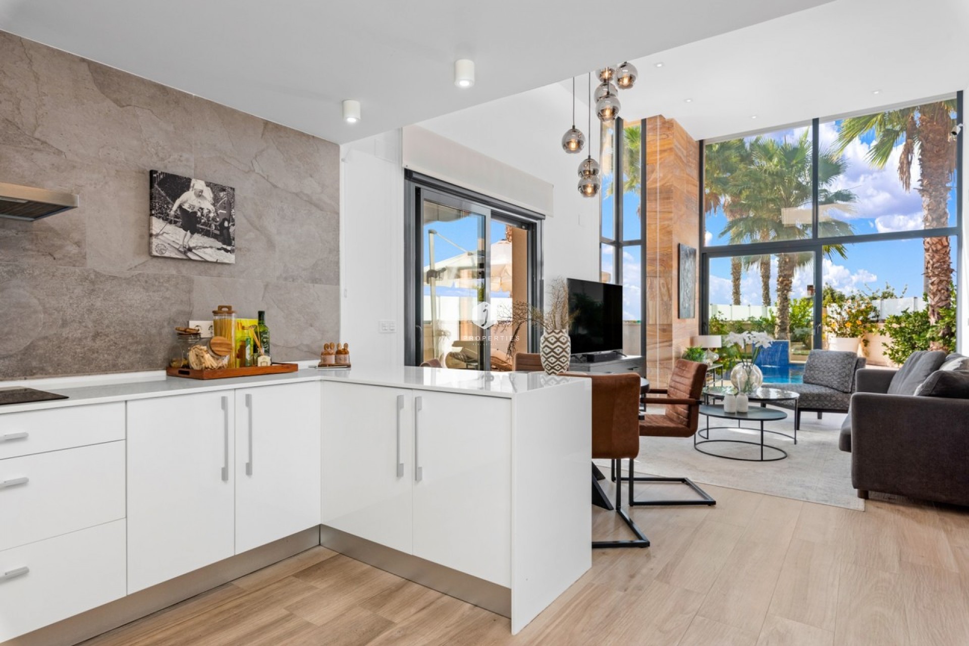 Z drugiej ręki - Villa -
Cabo Roig - Costa Blanca