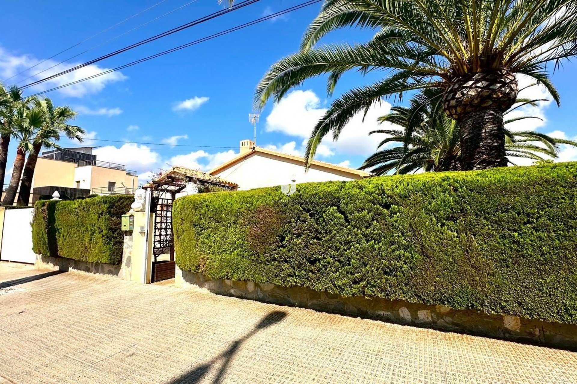 Z drugiej ręki - Villa -
Cabo Roig - Costa Blanca