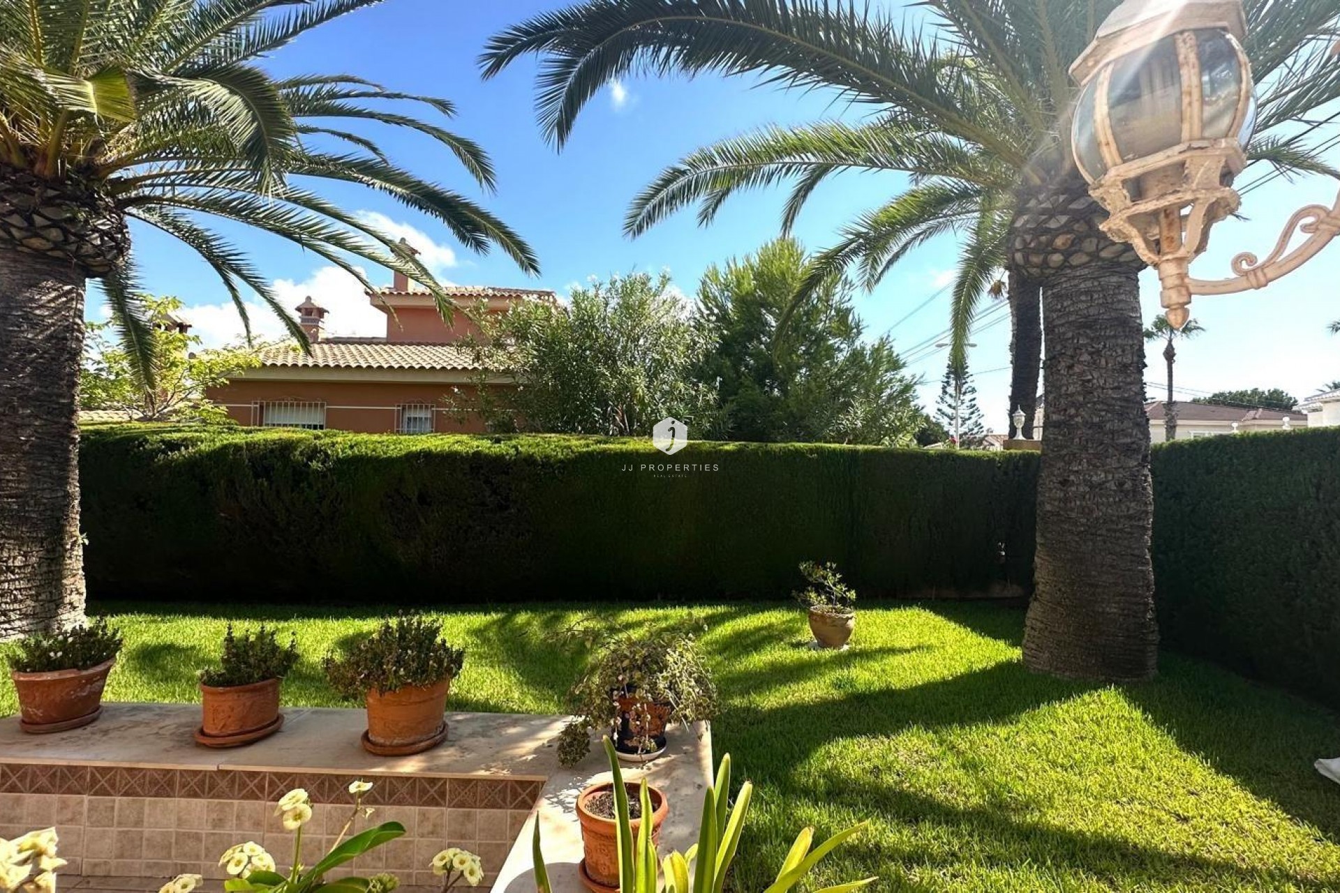 Z drugiej ręki - Villa -
Cabo Roig - Costa Blanca