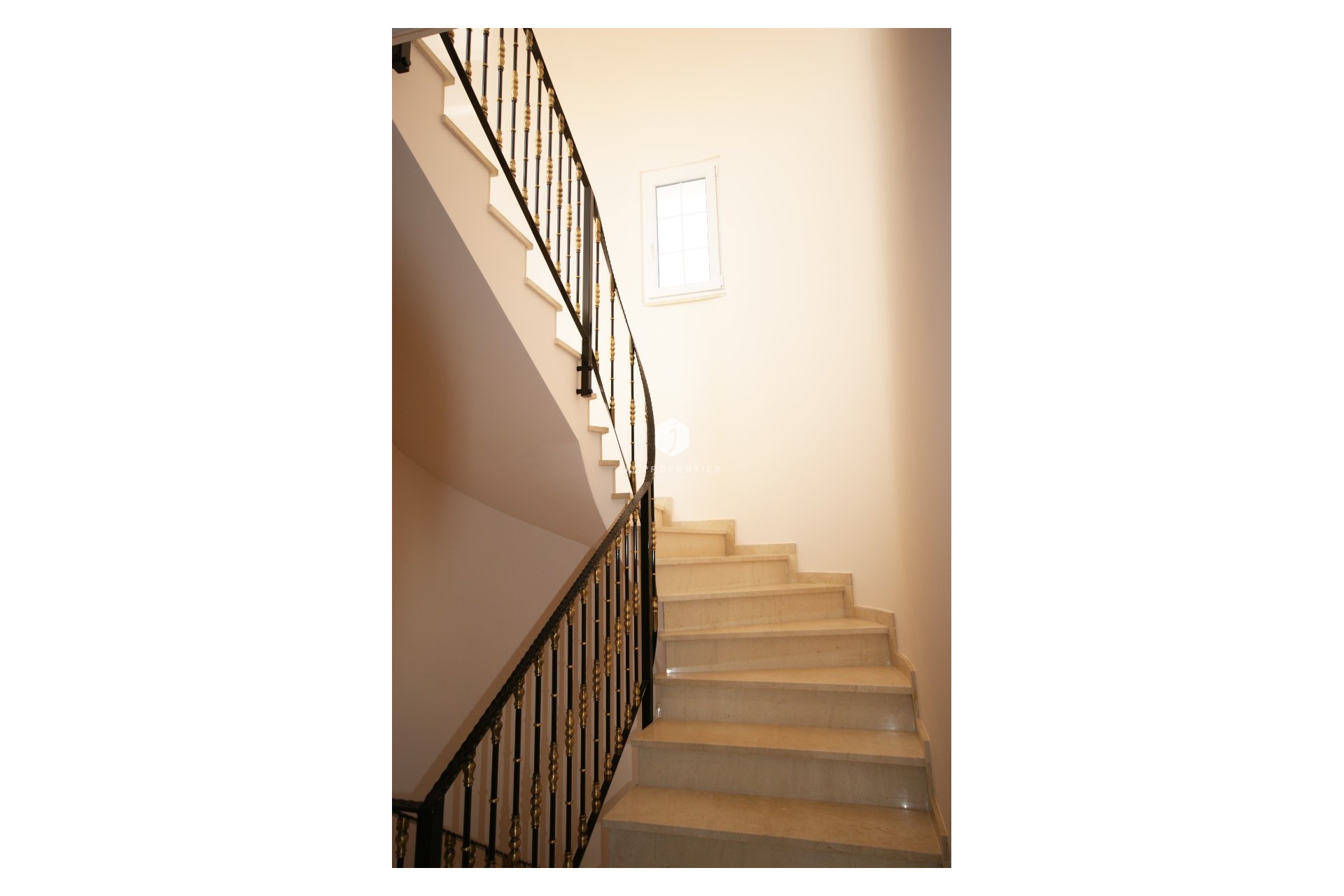 Z drugiej ręki - Villa -
Cabo Roig - Costa Blanca