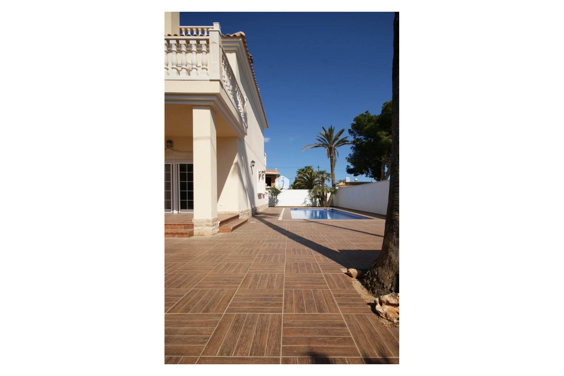 Z drugiej ręki - Villa -
Cabo Roig - Costa Blanca