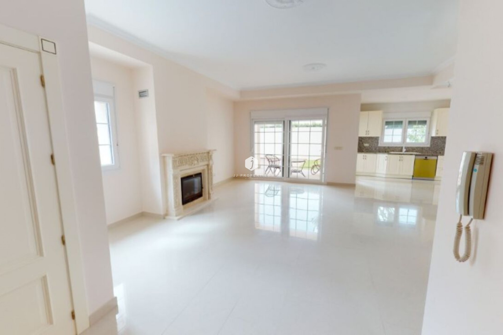 Z drugiej ręki - Villa -
Cabo Roig - Costa Blanca