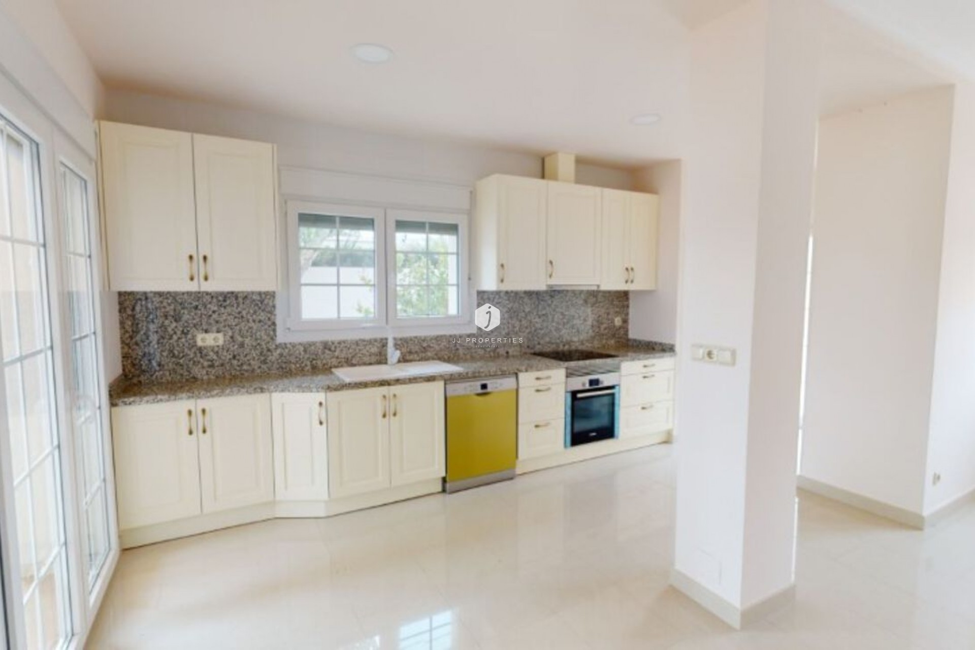 Z drugiej ręki - Villa -
Cabo Roig - Costa Blanca