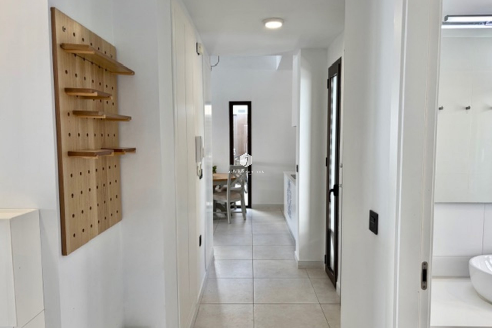 Z drugiej ręki - Villa -
Cabo Roig - Costa Blanca