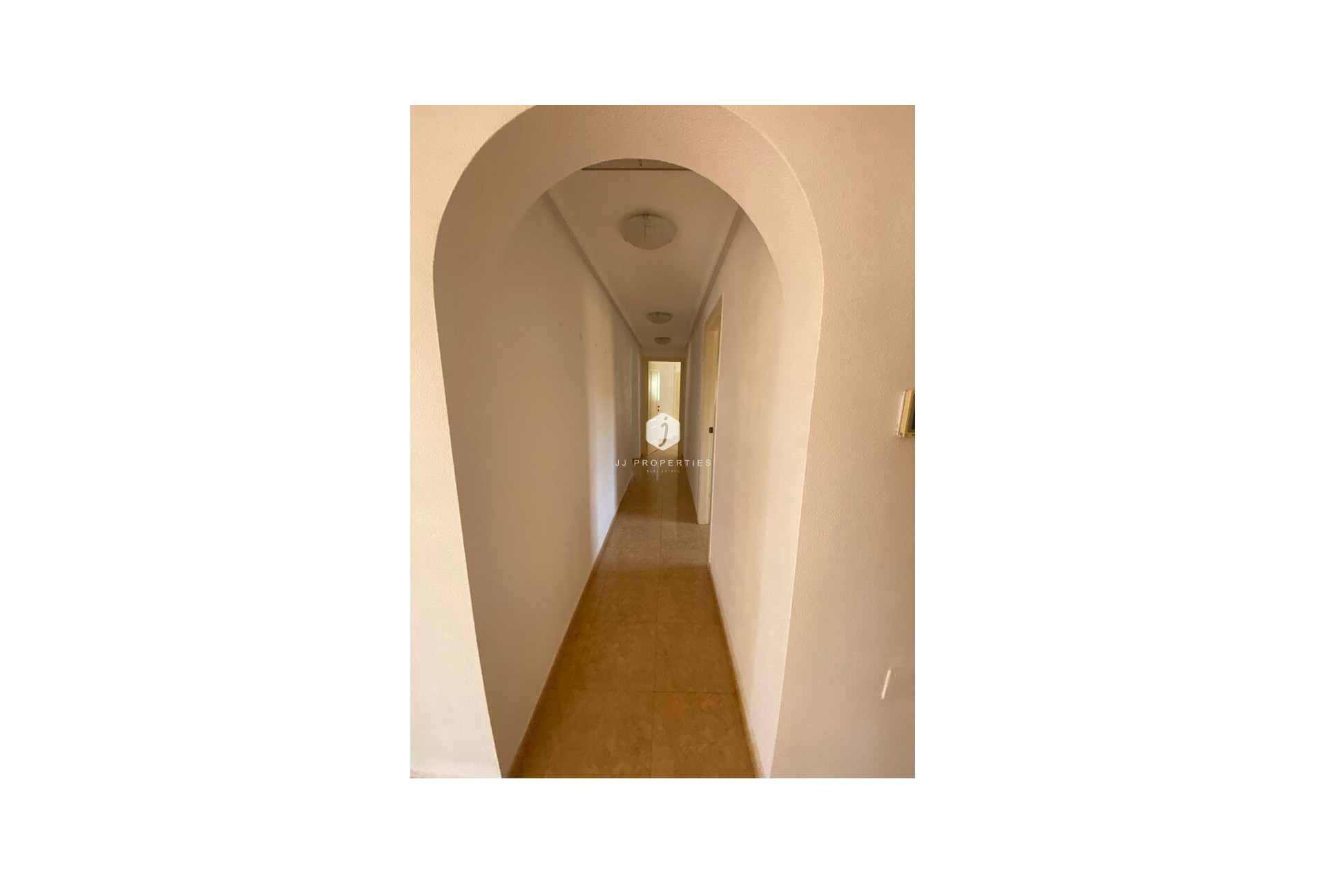 Z drugiej ręki - Villa -
Catral - Costa Blanca