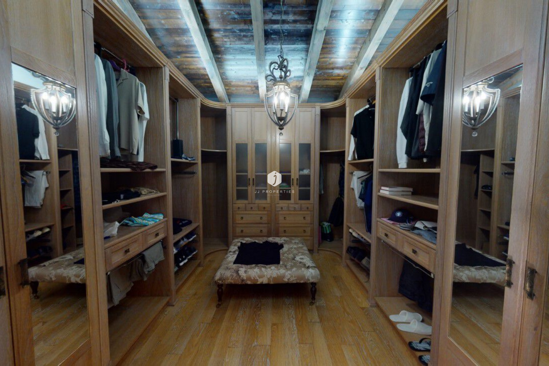 Z drugiej ręki - Villa -
Catral - Costa Blanca