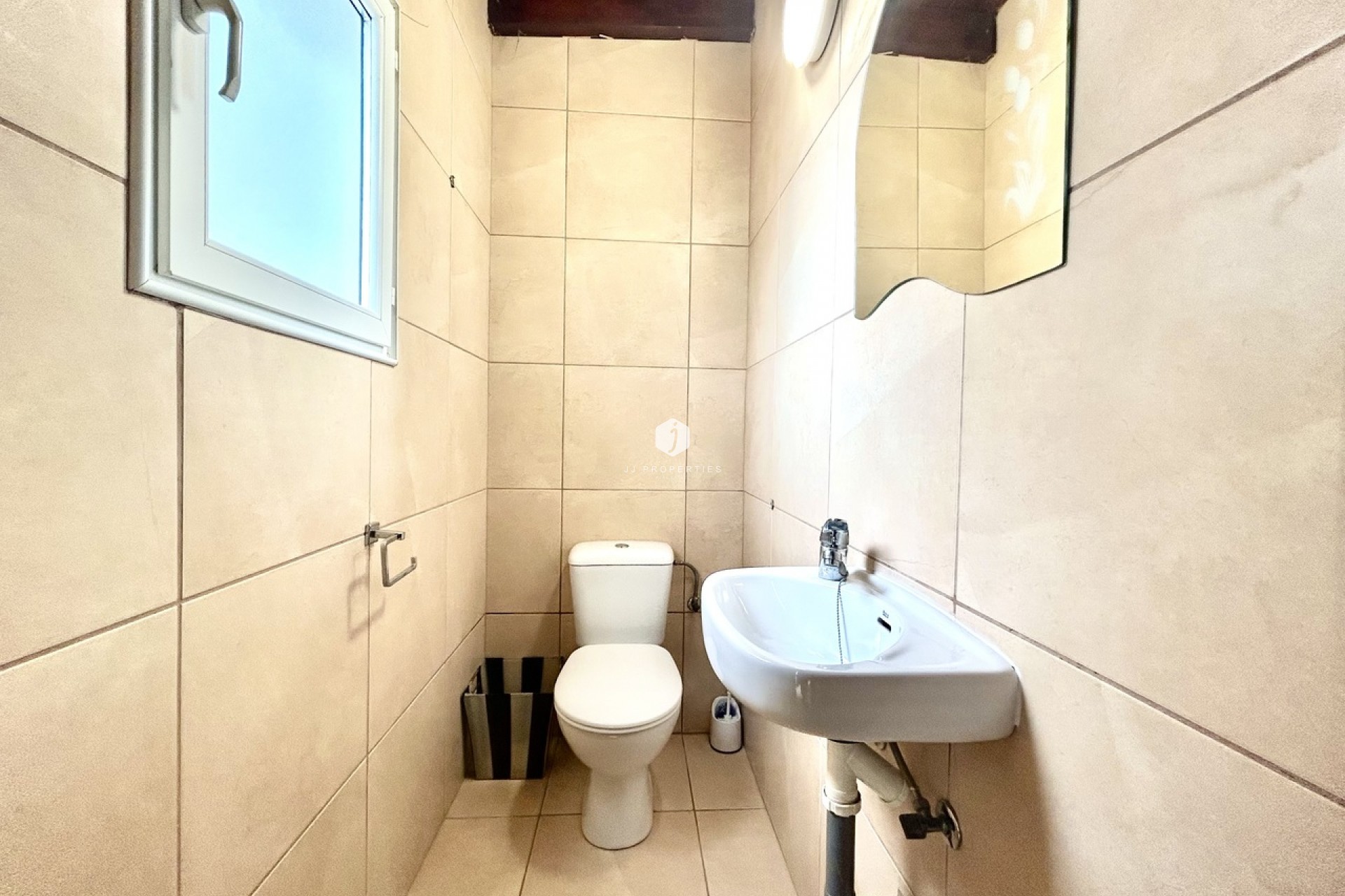 Z drugiej ręki - Villa -
Catral - Costa Blanca