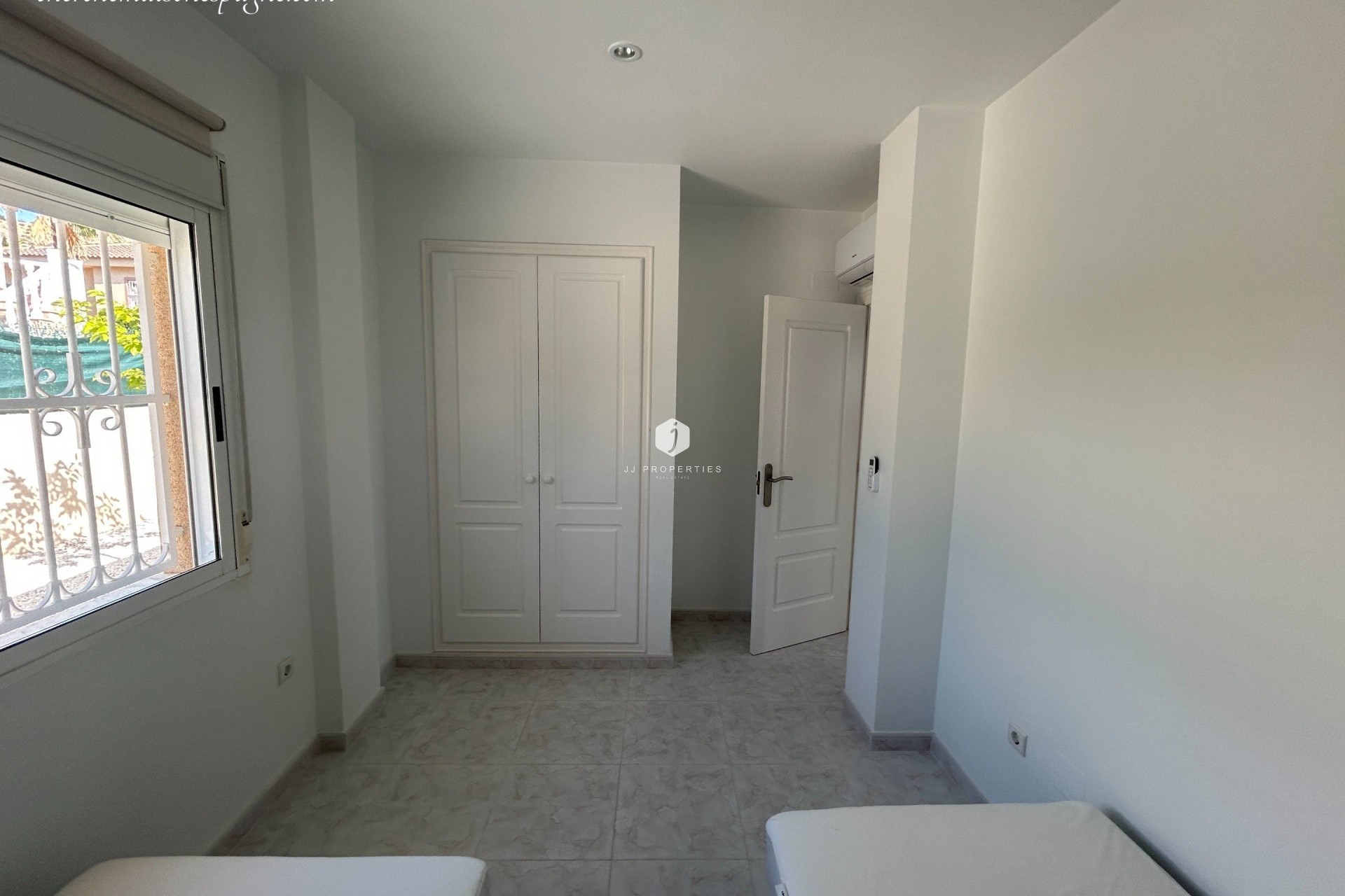 Z drugiej ręki - Villa -
Ciudad Quesada - Benimar