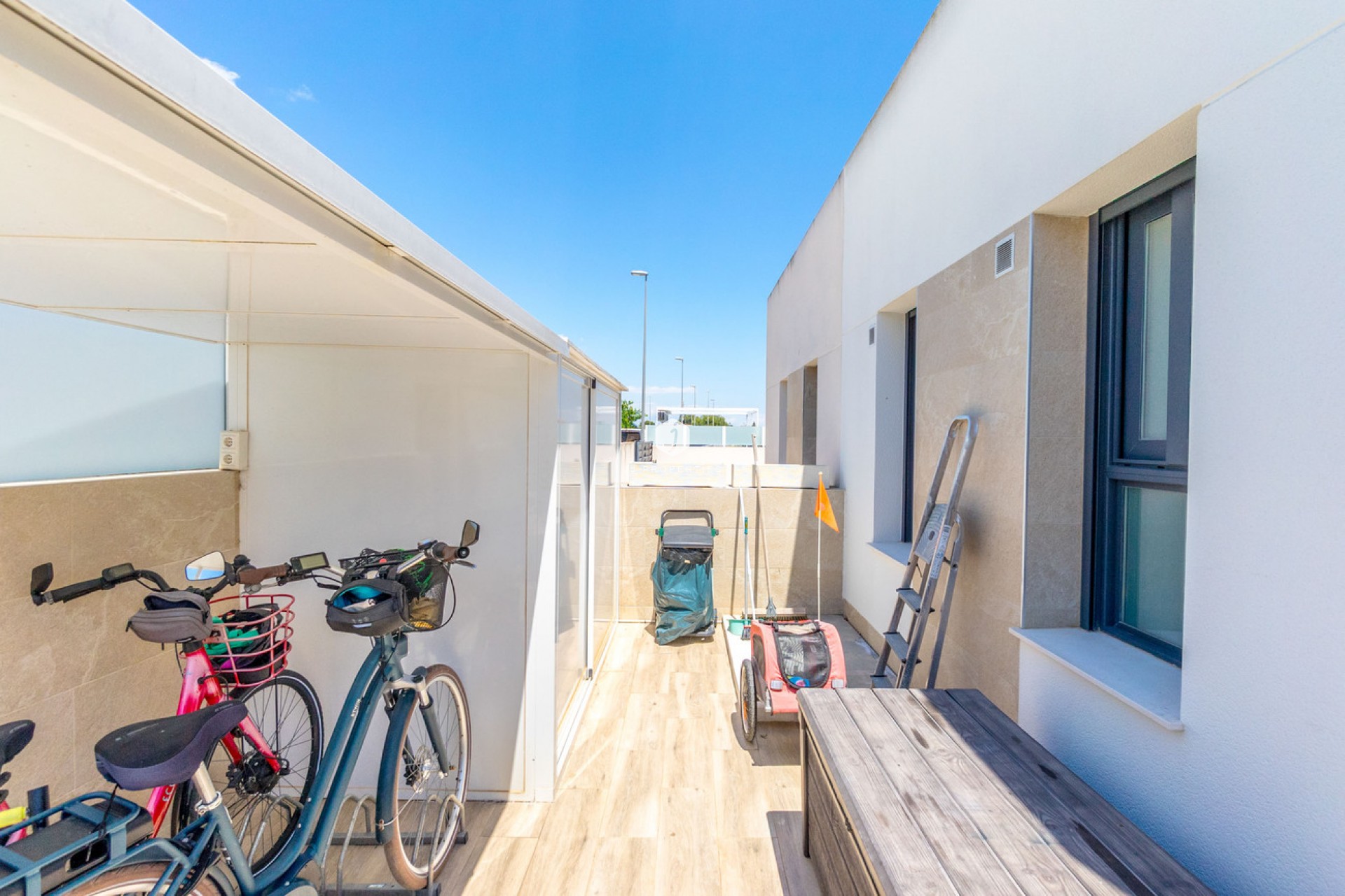 Z drugiej ręki - Villa -
Daya Nueva - Costa Blanca