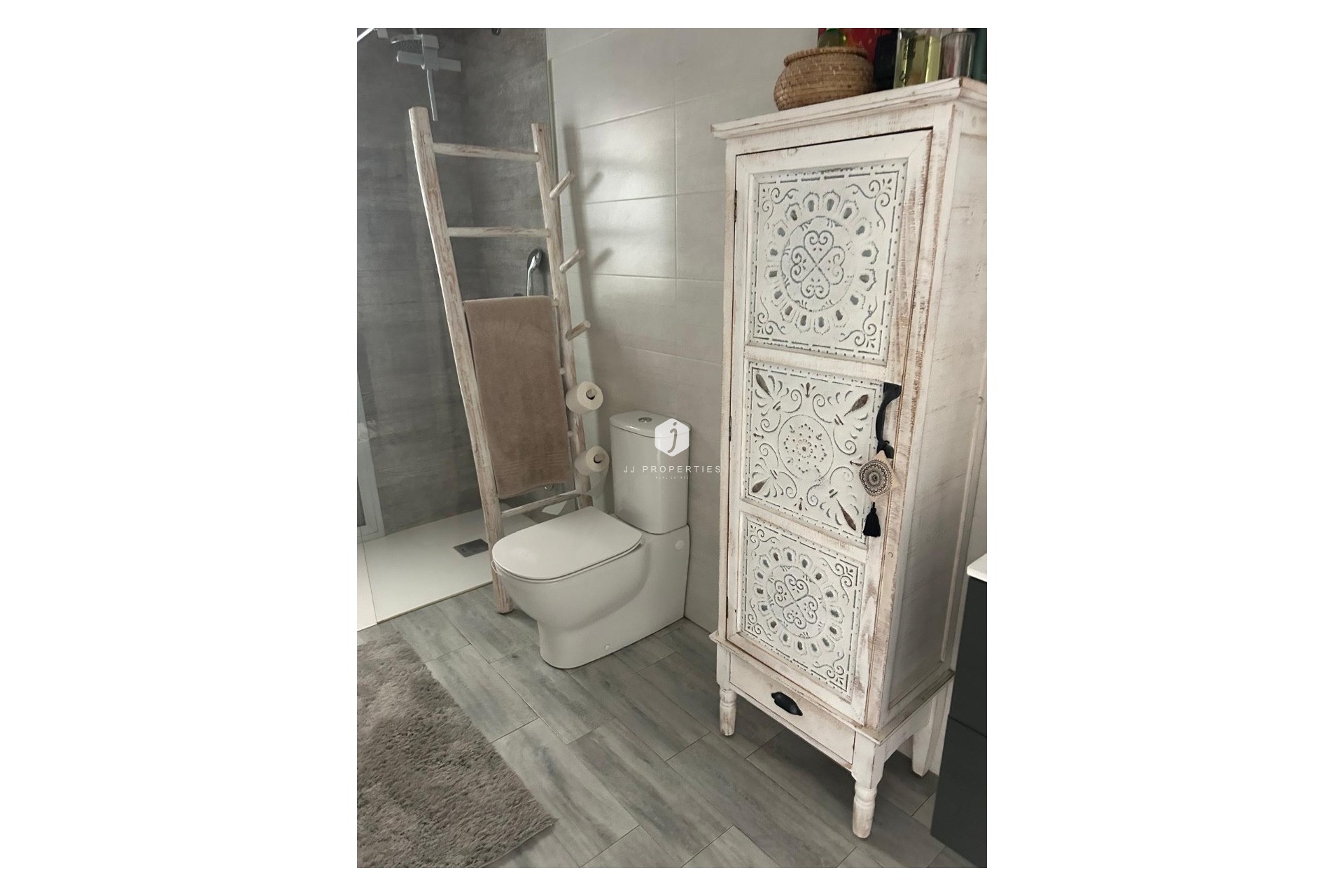 Z drugiej ręki - Villa -
Daya Vieja - Costa Blanca