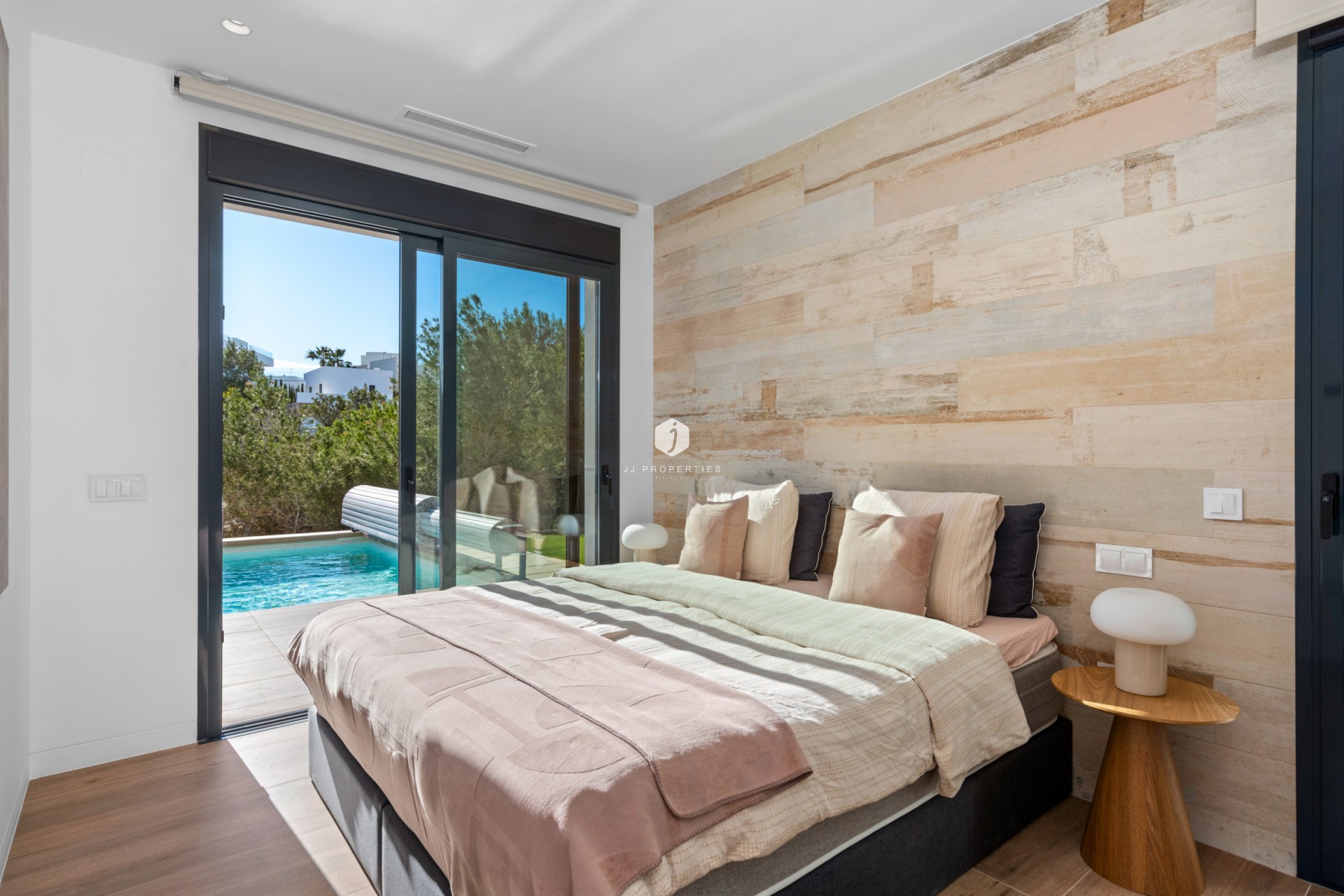 Z drugiej ręki - Villa -
Dehesa de Campoamor - Costa Blanca