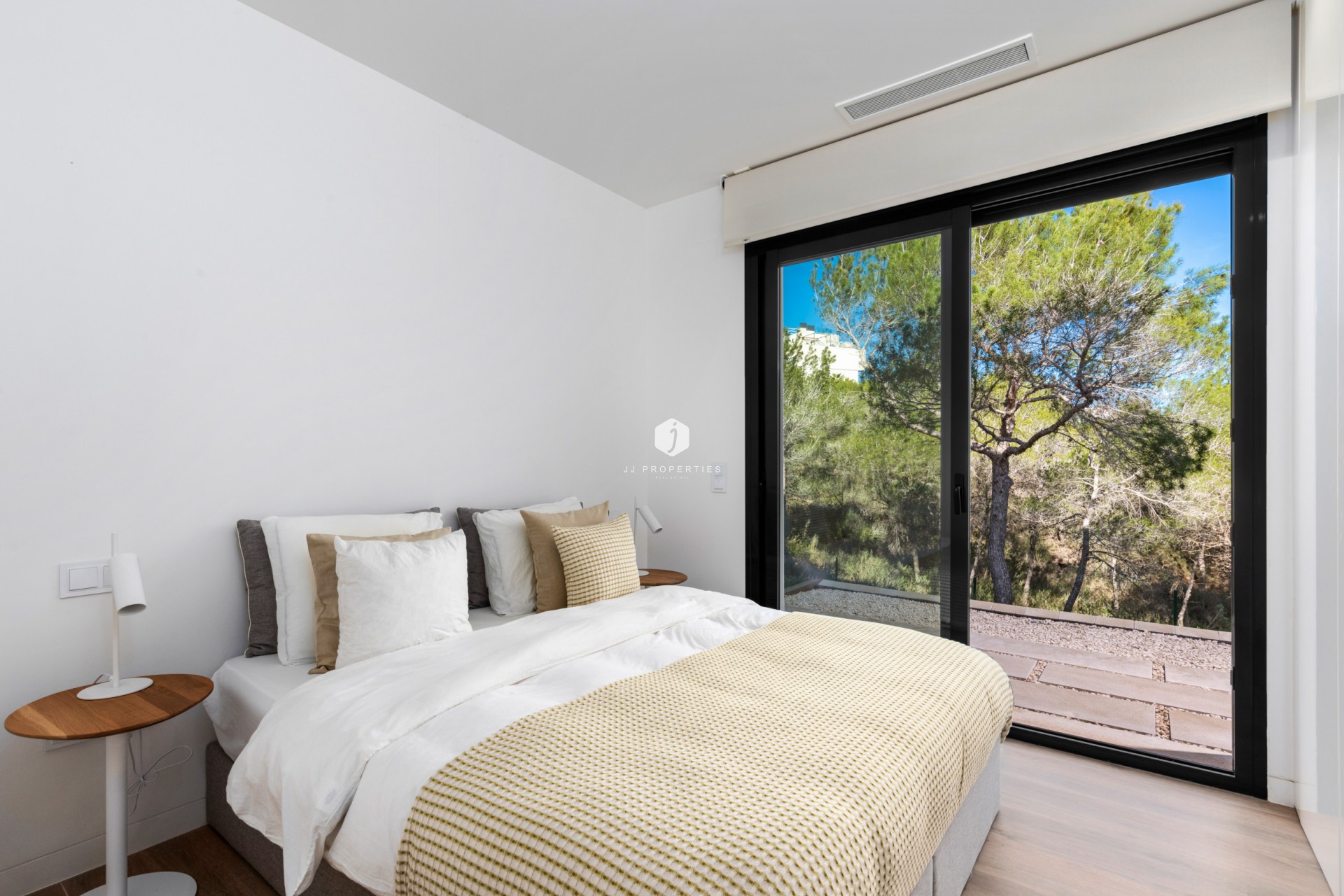 Z drugiej ręki - Villa -
Dehesa de Campoamor - Costa Blanca