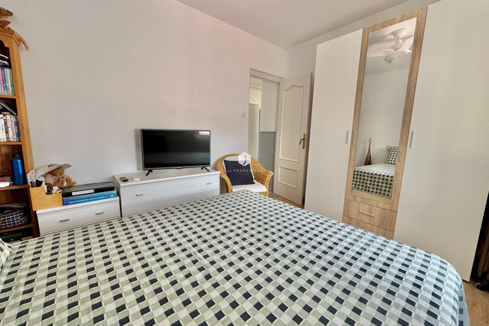 Z drugiej ręki - Villa -
Dolores - Comunidad Valenciana