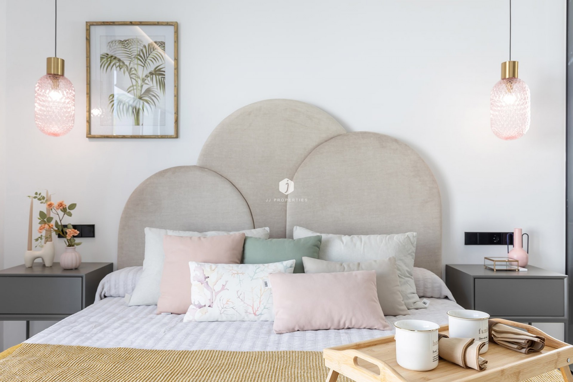 Z drugiej ręki - Villa -
El Chaparral - Inland