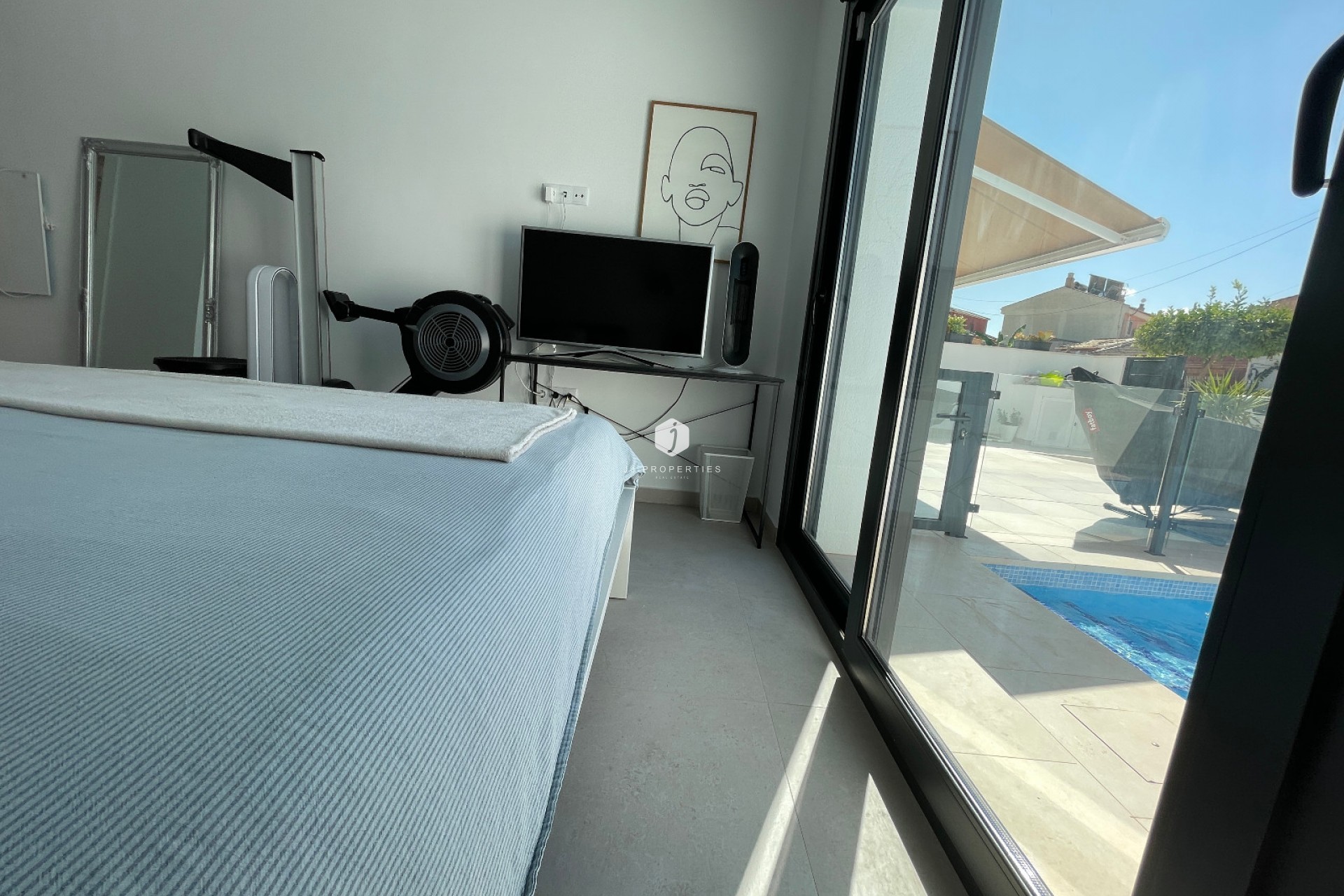 Z drugiej ręki - Villa -
Formentera del Segura - Costa Blanca