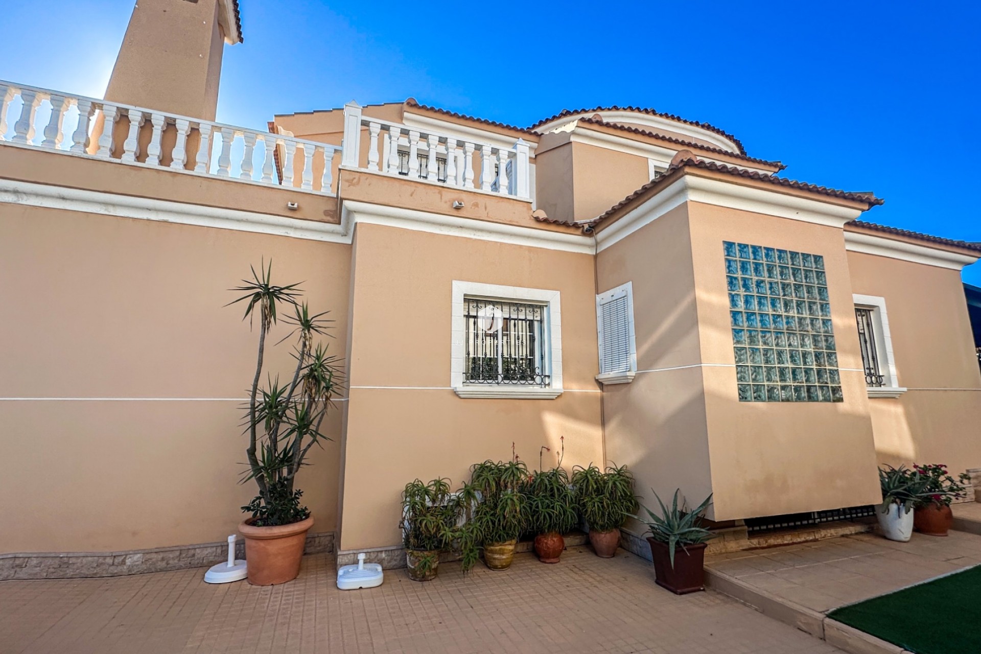 Z drugiej ręki - Villa -
La Mata - Costa Blanca